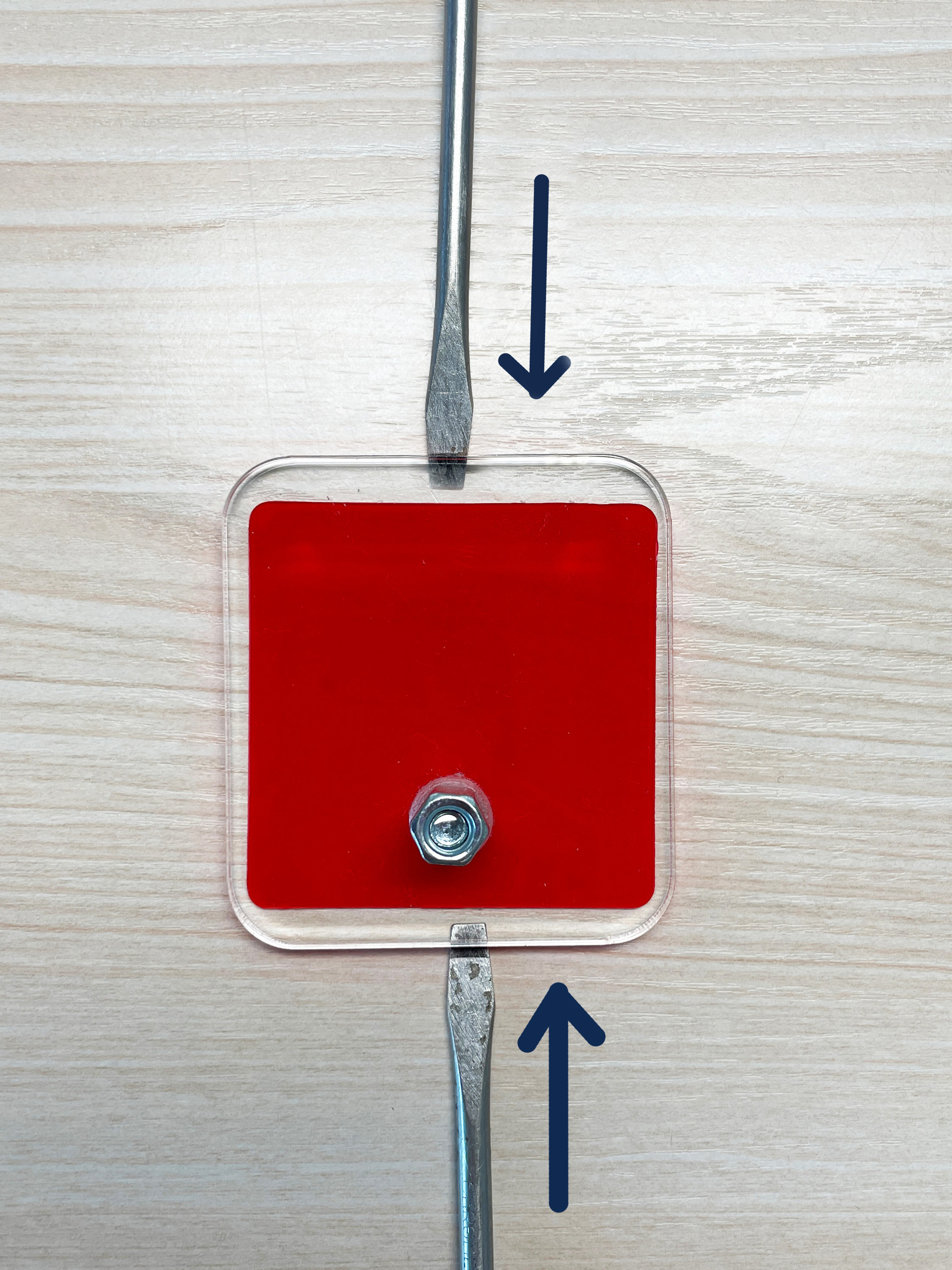 Как снять крепление. Кормушки для птиц на окно Чирик-Чирик