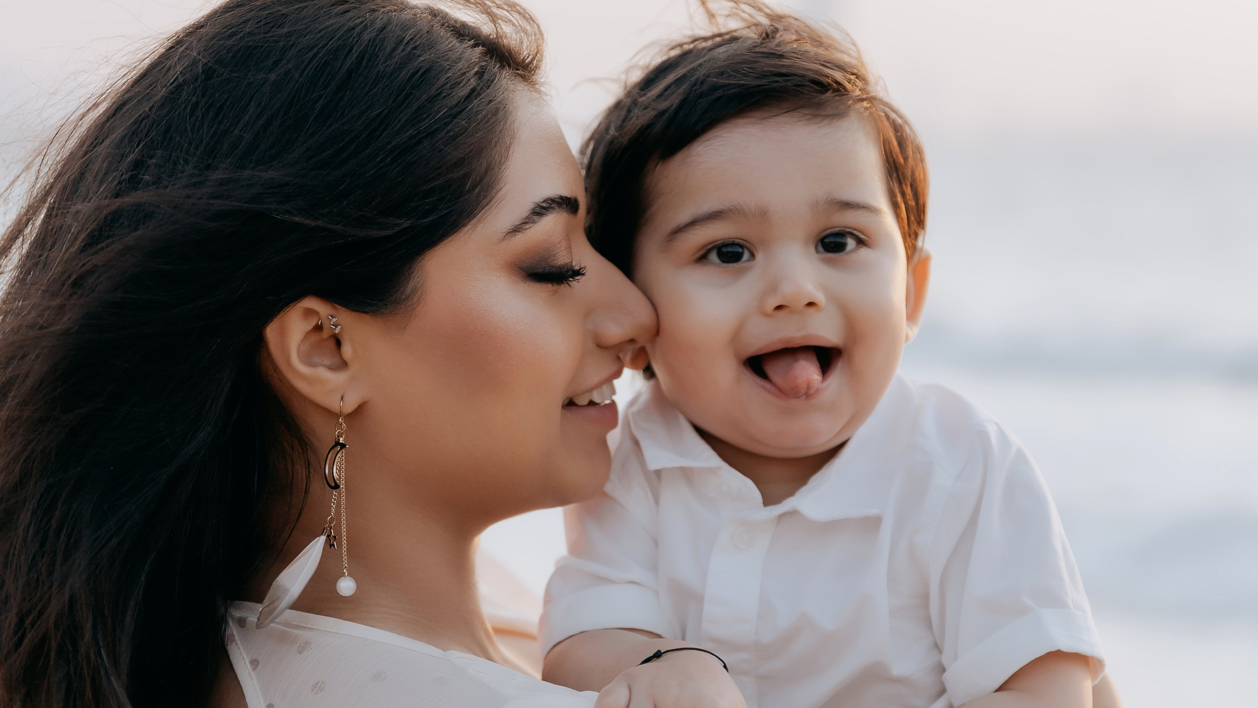 Your Guide to Finding the Best Family Portrait Photographers