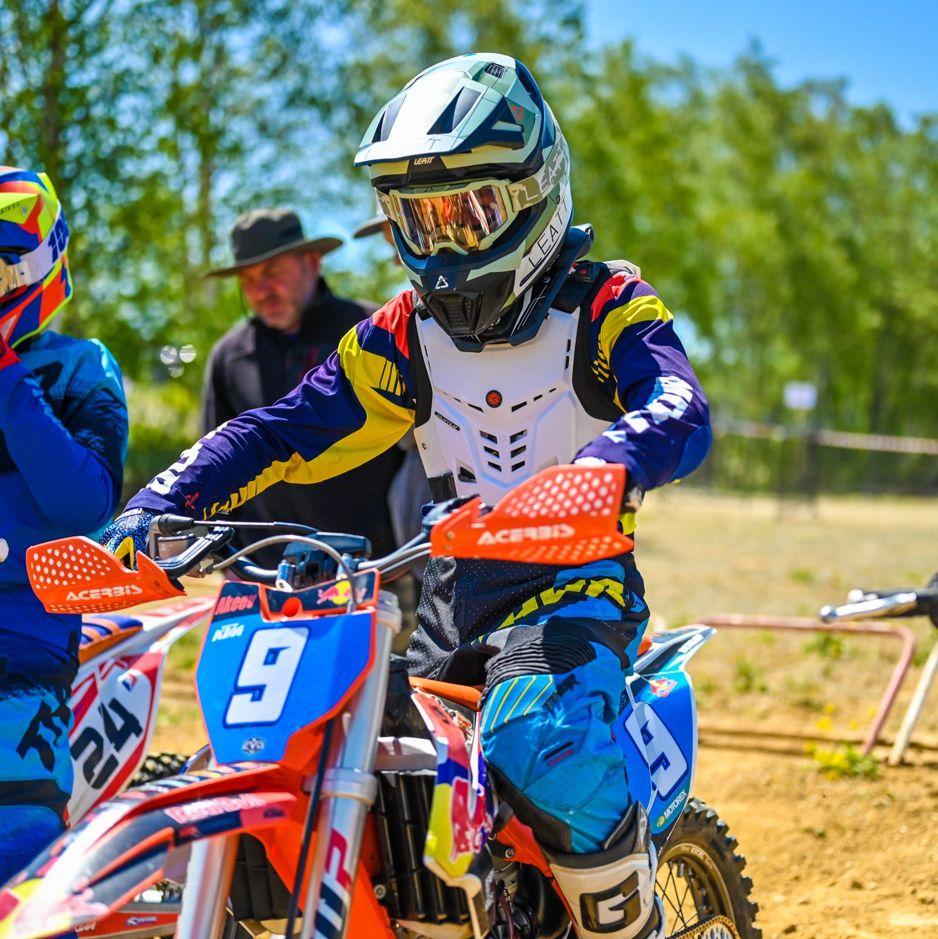 Стоимость. Фоторепортажи Сахалина