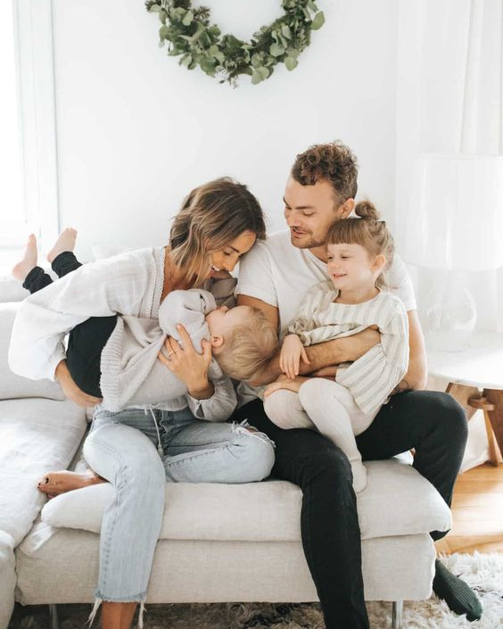 Гайд. Как выбрать образ на семейную фотосессию