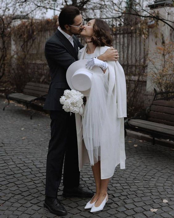 Образ невесты. Платье, макияж и укладка. Валеева Виктория | Свадебный фотограф в Ростове-на-Дону и Москве