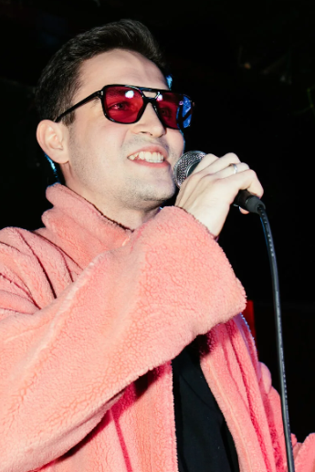 Ведущий. Izmailov loft