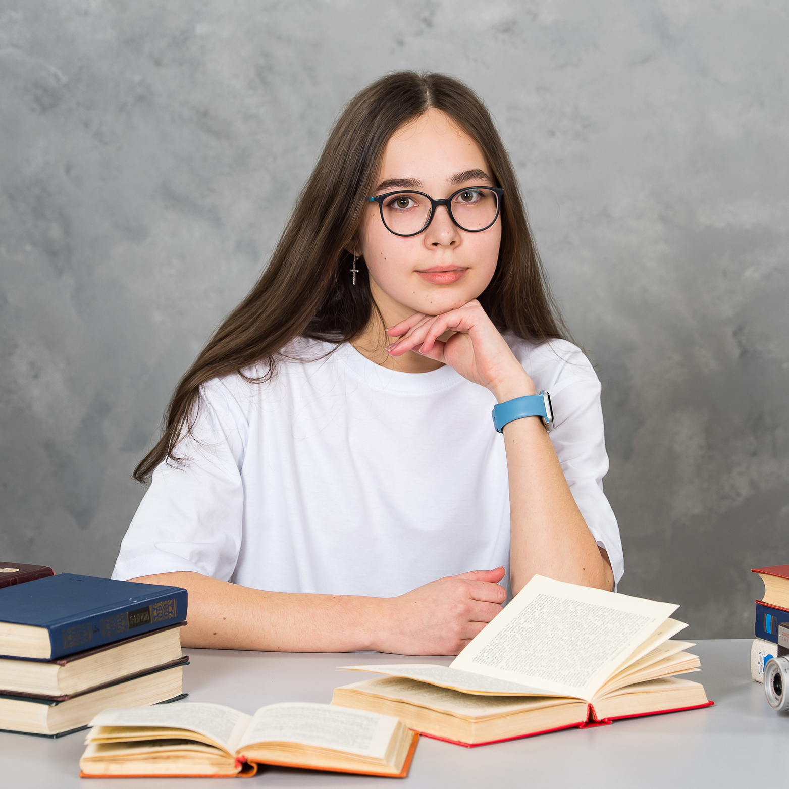 Стильные выпускные альбомы для 9-11 классов