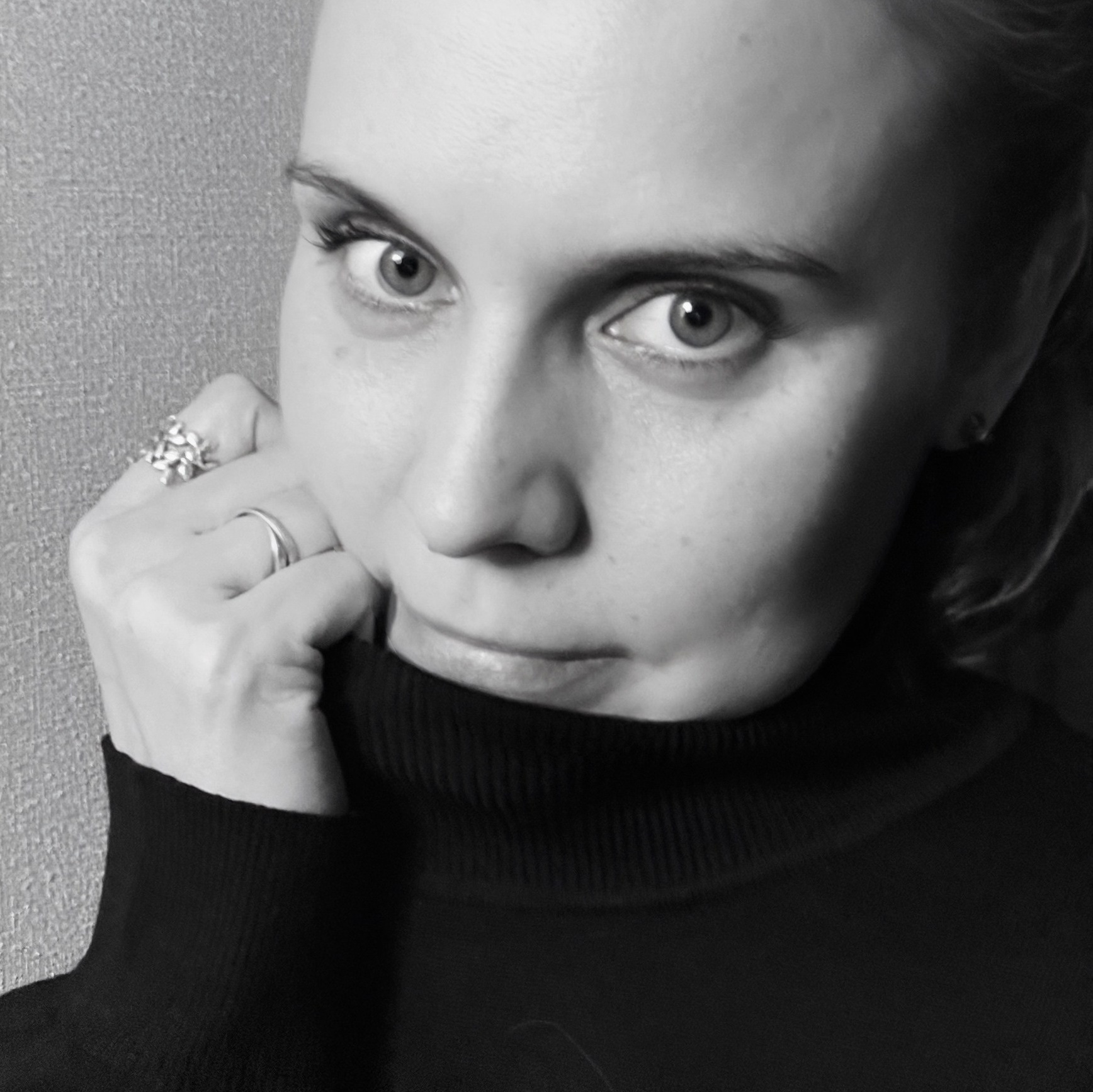 Контакты. Фотограф Олеся Шипихина г. Москва