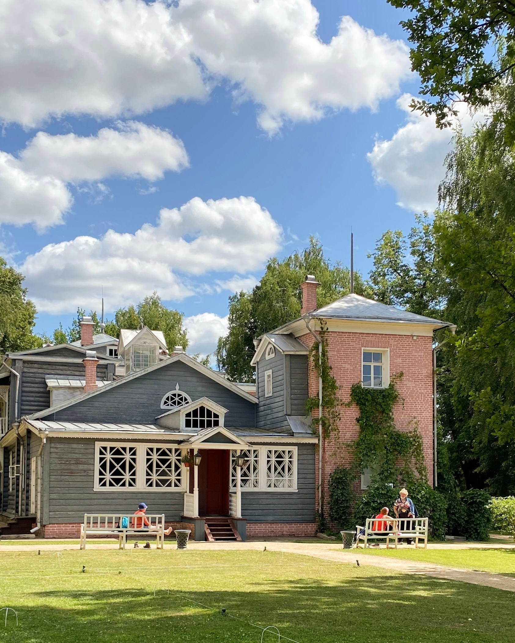 Усадьбы. Экскурсовод по Москве Беляева Валентина