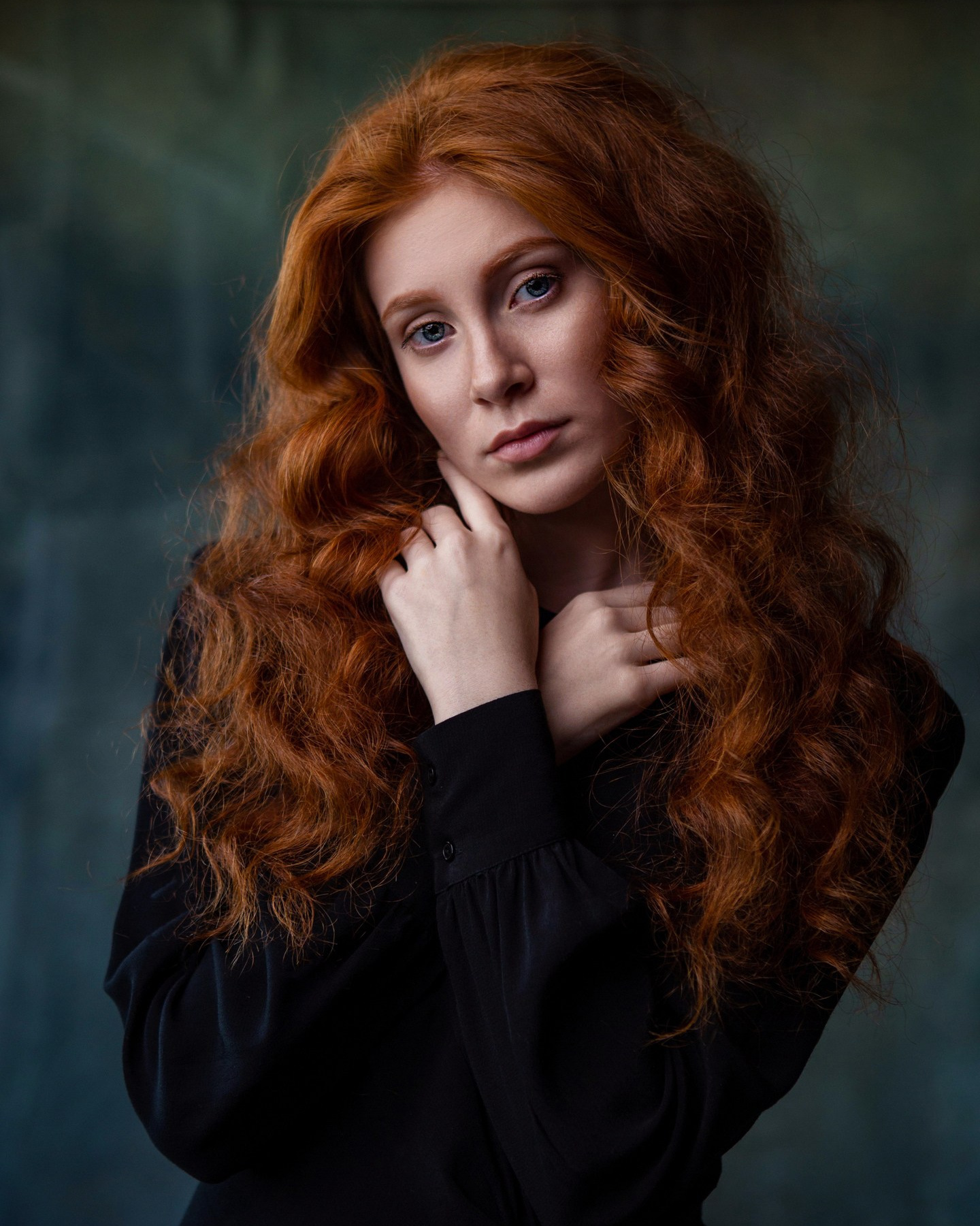 Женский портрет Портрет в студии Фотосессия в студии Женская фотосессия