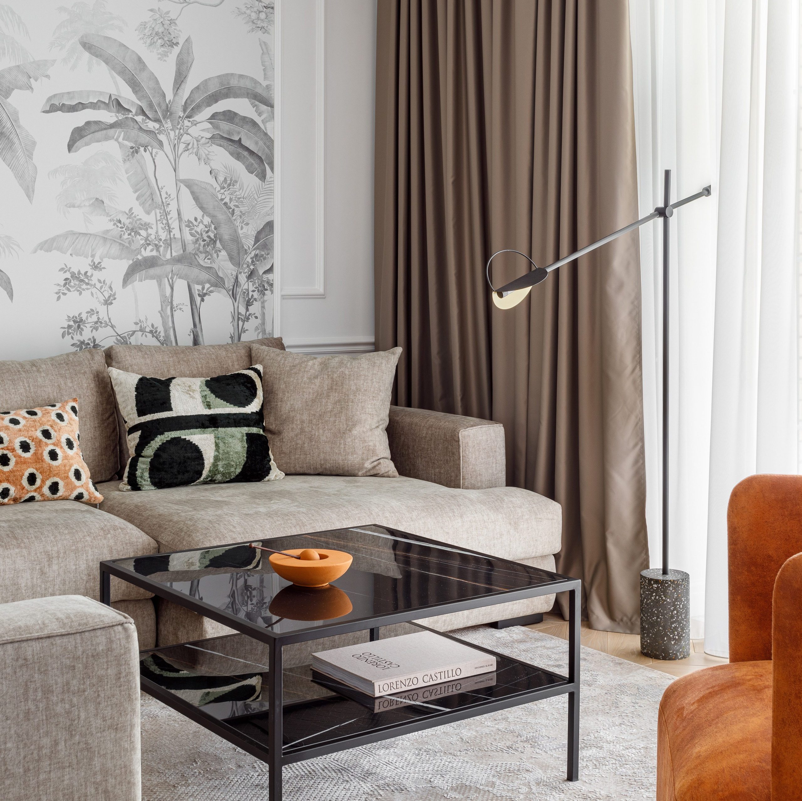 Интерьерная фотосъемка в Самаре. Интерьерный фотограф Дима Птицын и стилист Дарья Копылова