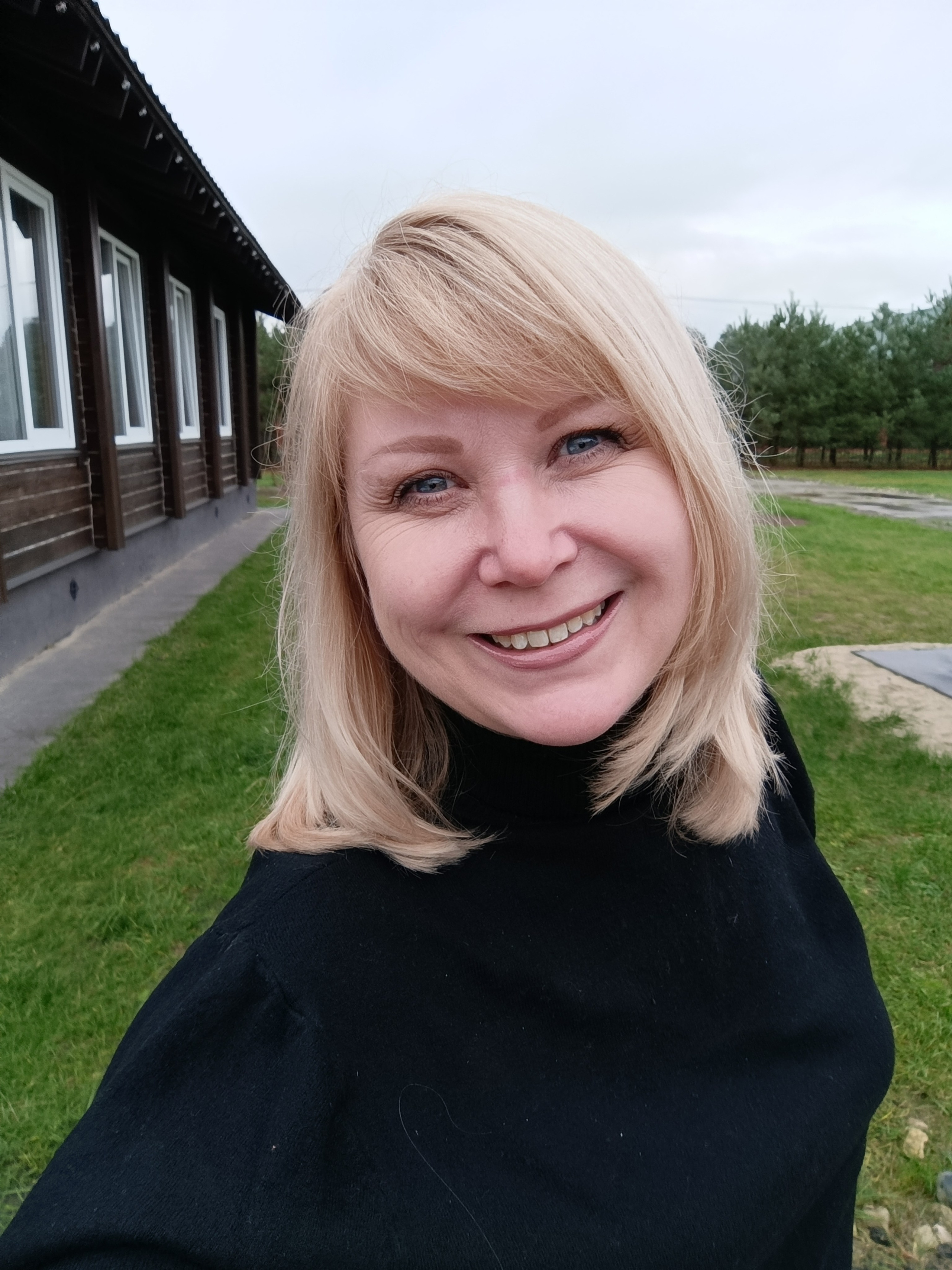 Аренда загородного дома для свадьбы или отдыха по Ярославскому шоссе. Банкетный зал Веранда в Якушево у озера для свадеб, юбилеев, корпоративов. Официальный сайт