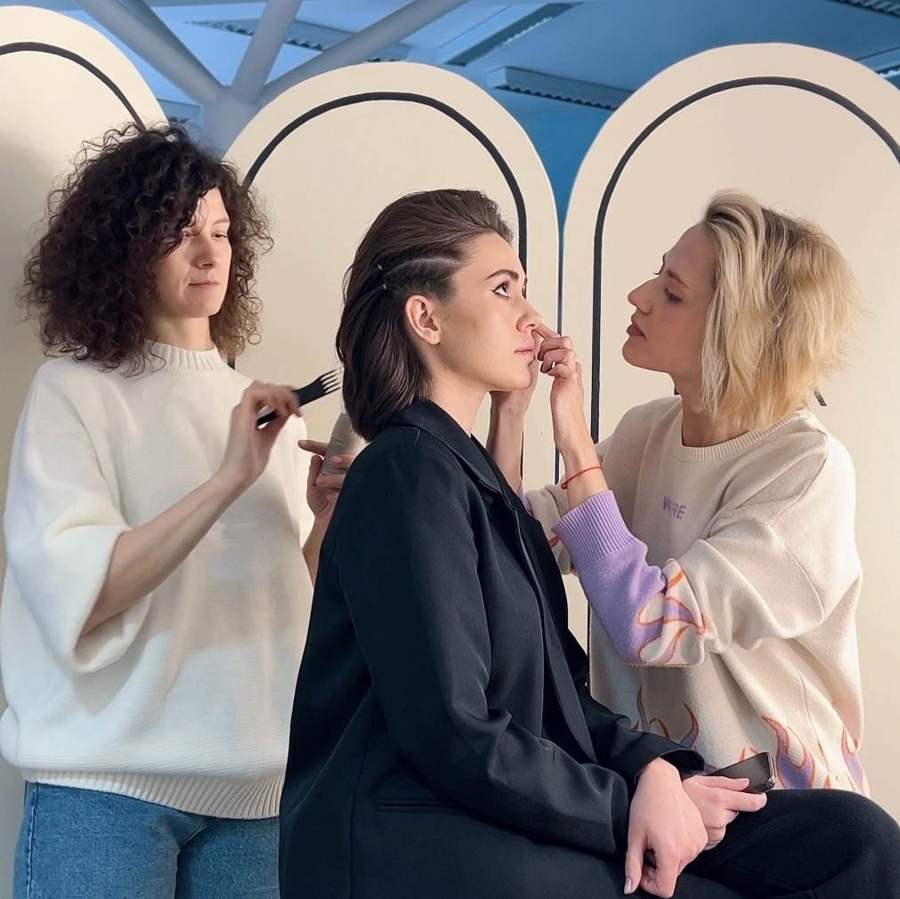 Широкий выбор услуг нашей фотостудии. Фотостудия LUNA — аренда циклорамы и фотозон в Екатеринбурге