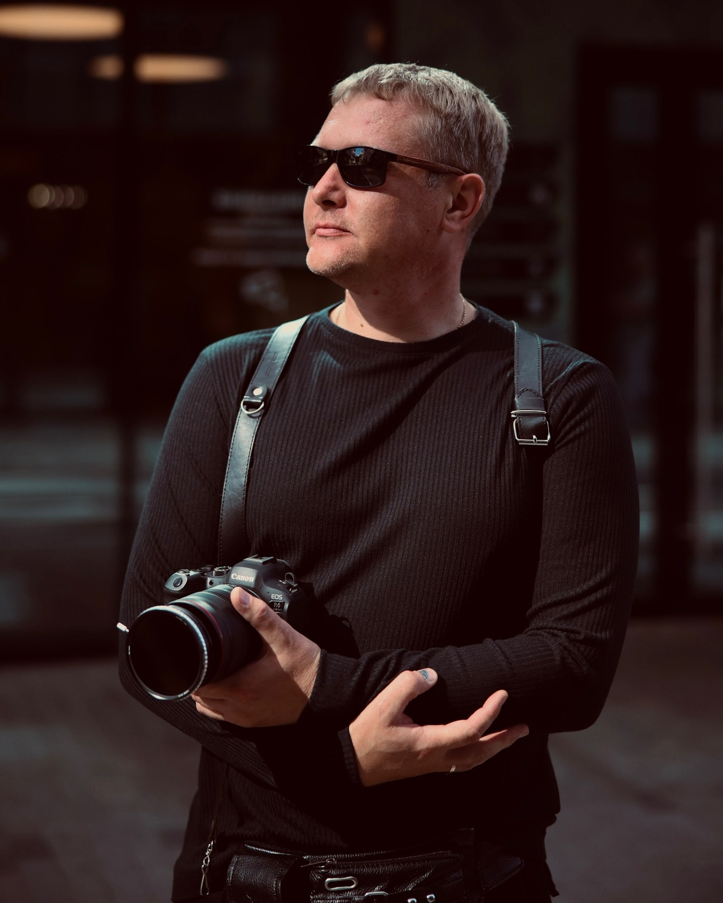 Контакты. Кадры Искусства