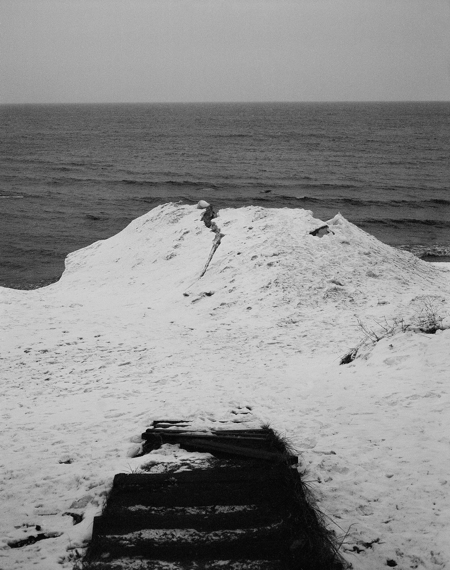 The voice of cold water. Vika Bykovskaya photography