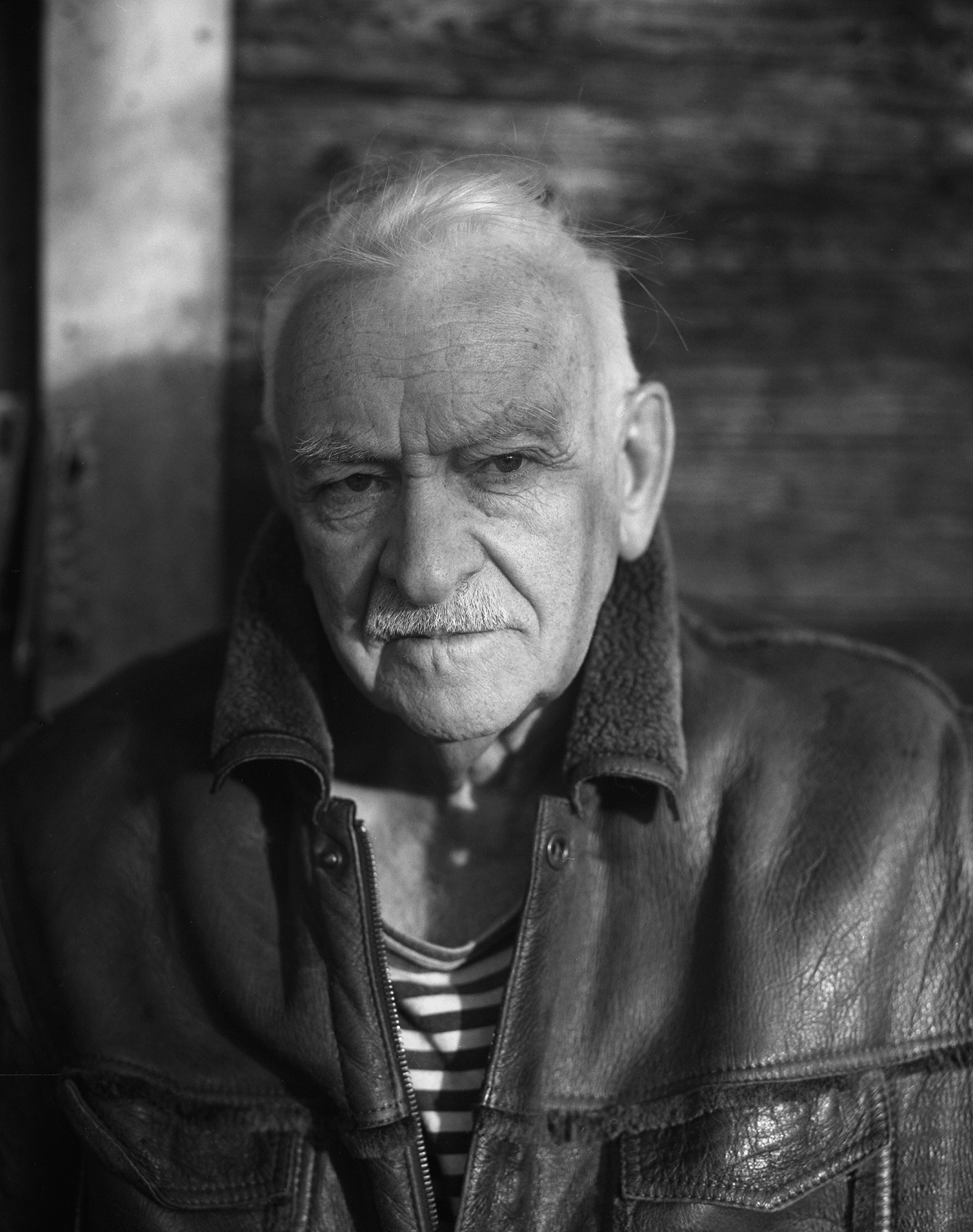 The voice of cold water. Vika Bykovskaya photography