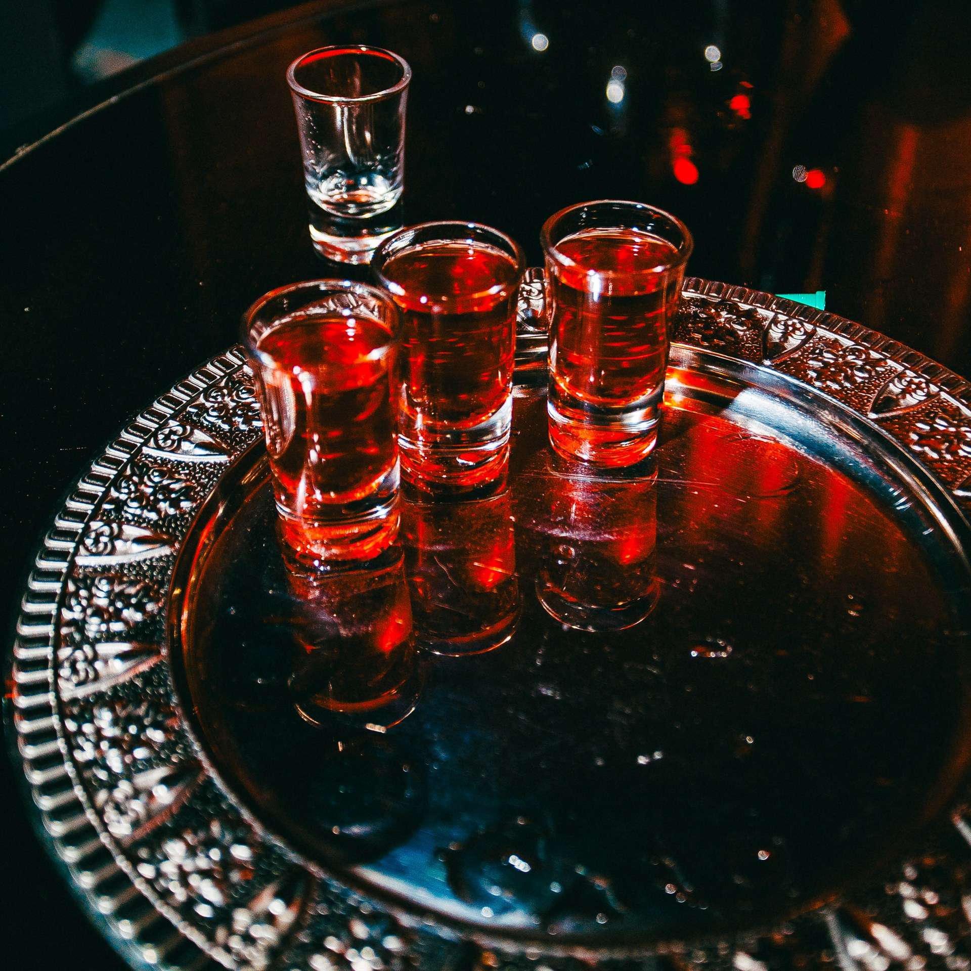 Клубный натюрморт. Фотограф Паша Максимов