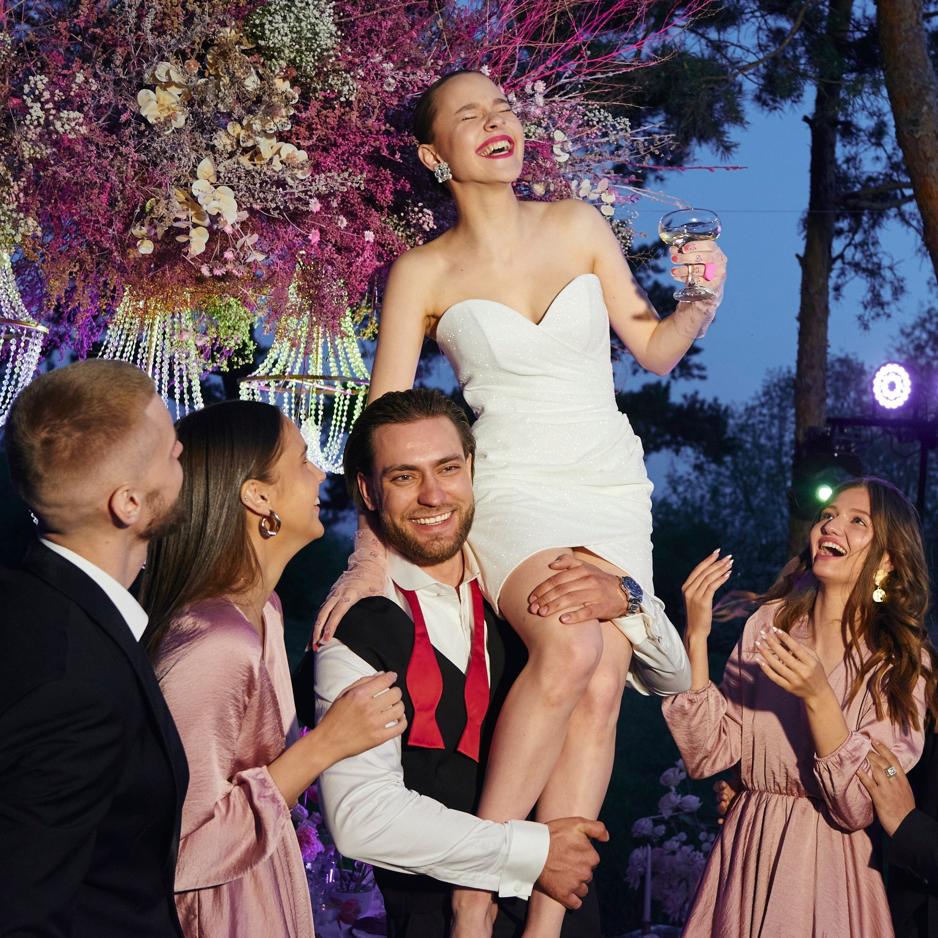 Свадьбы. Репортажный фотограф в Москве и Санкт-Петербурге — Профессиональная съёмка мероприятий | Данила Золкин