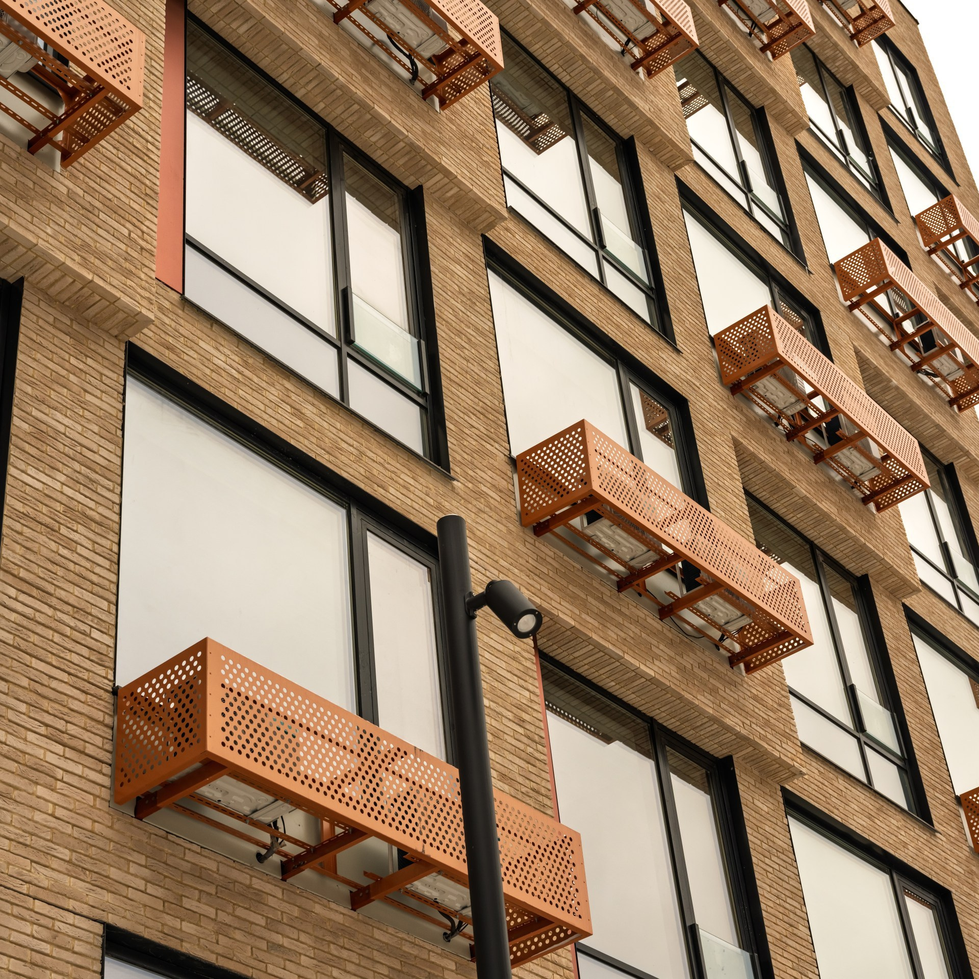 Индивидуальные фасадные решения