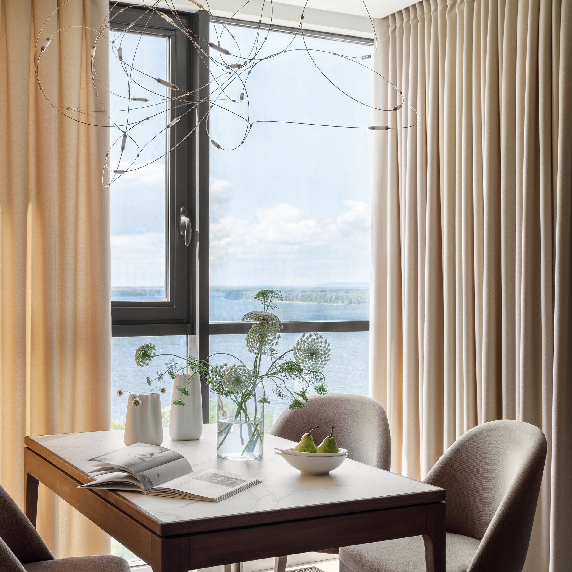 Интерьерная фотосъемка в Самаре. Интерьерный фотограф Дима Птицын и стилист Дарья Копылова