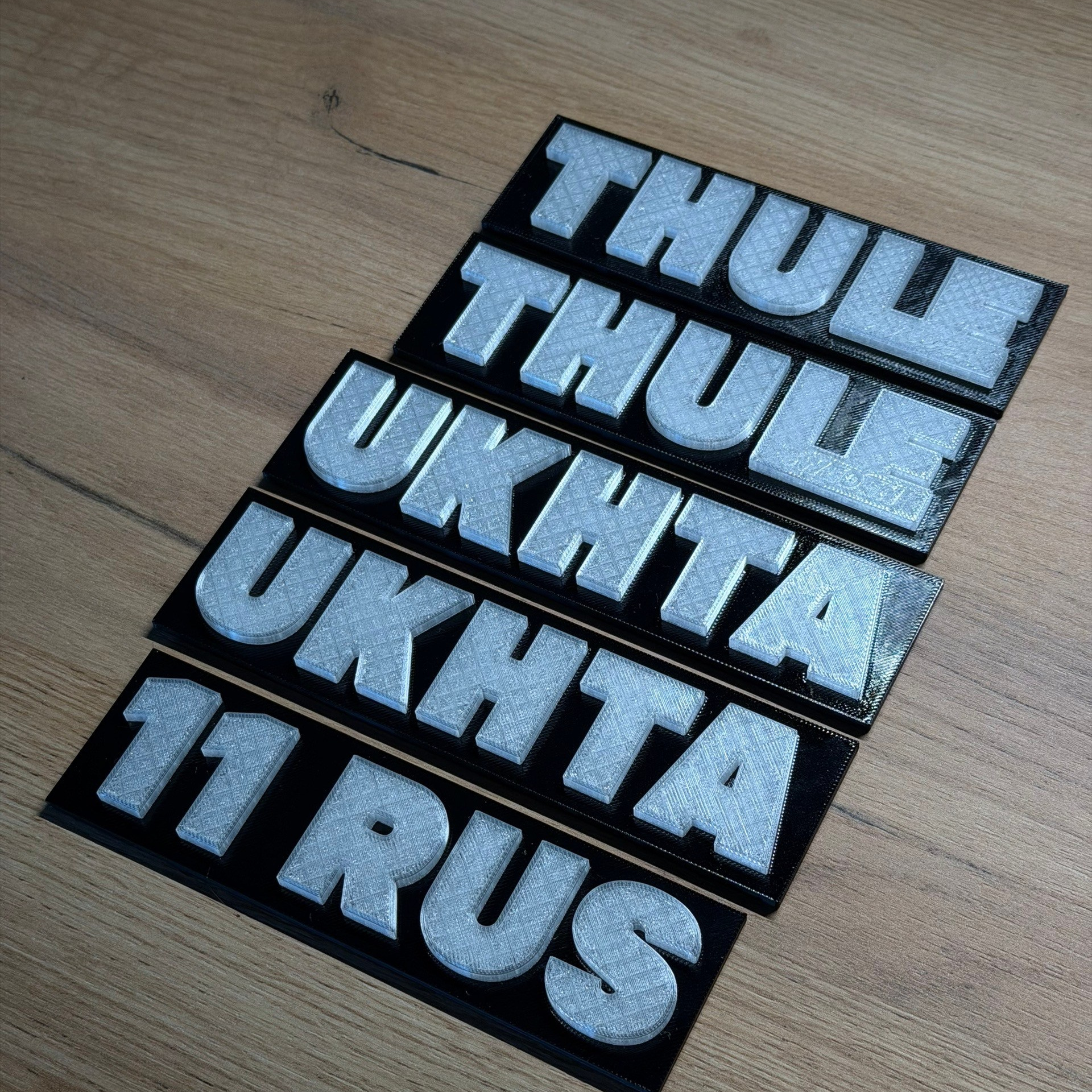 Гибкие наклейки на автомобиль из черного и прозрачного TPU, напечатанные на 3D-принтере