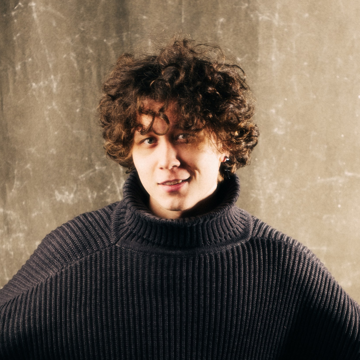 Контакты. Фотограф и видеограф Даня Хазигалиев