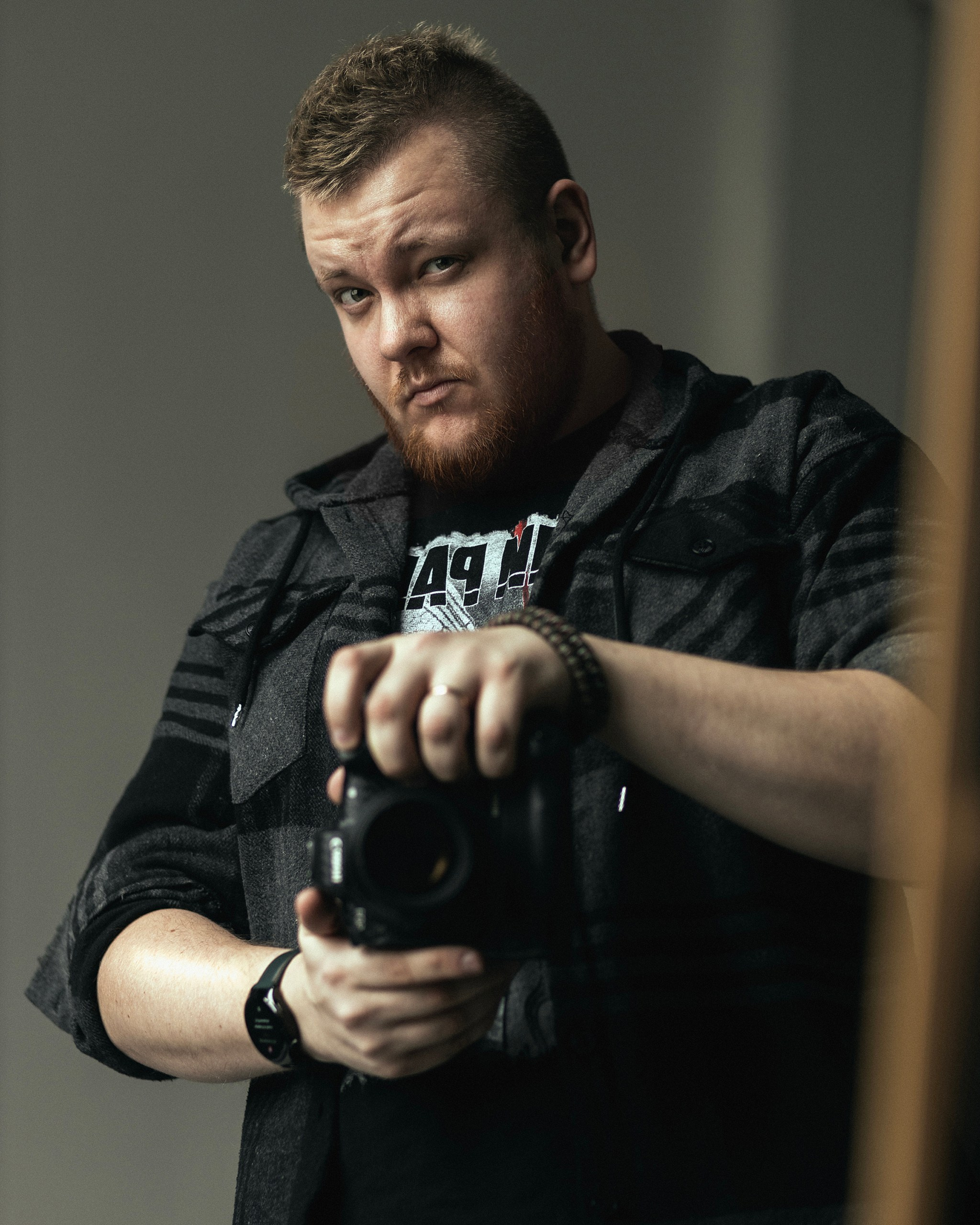 Контакты. Фотограф Игорь Михайлов