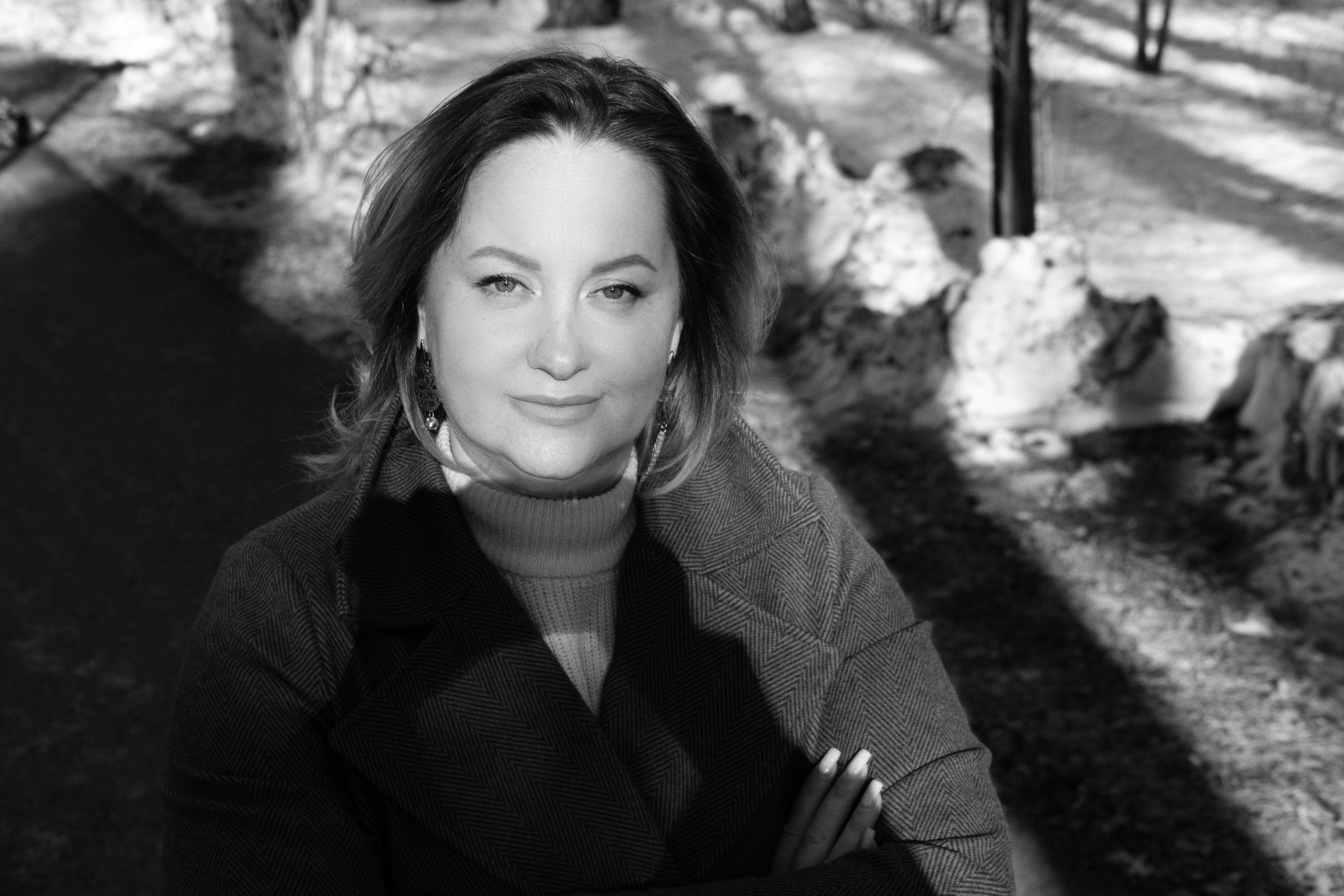 «Она несла в руках отвратительные, тревожные желтые цветы " Мастер и Маргарита М.Булгаков. Женский фотограф в Тюмени Наталья Фуртаева