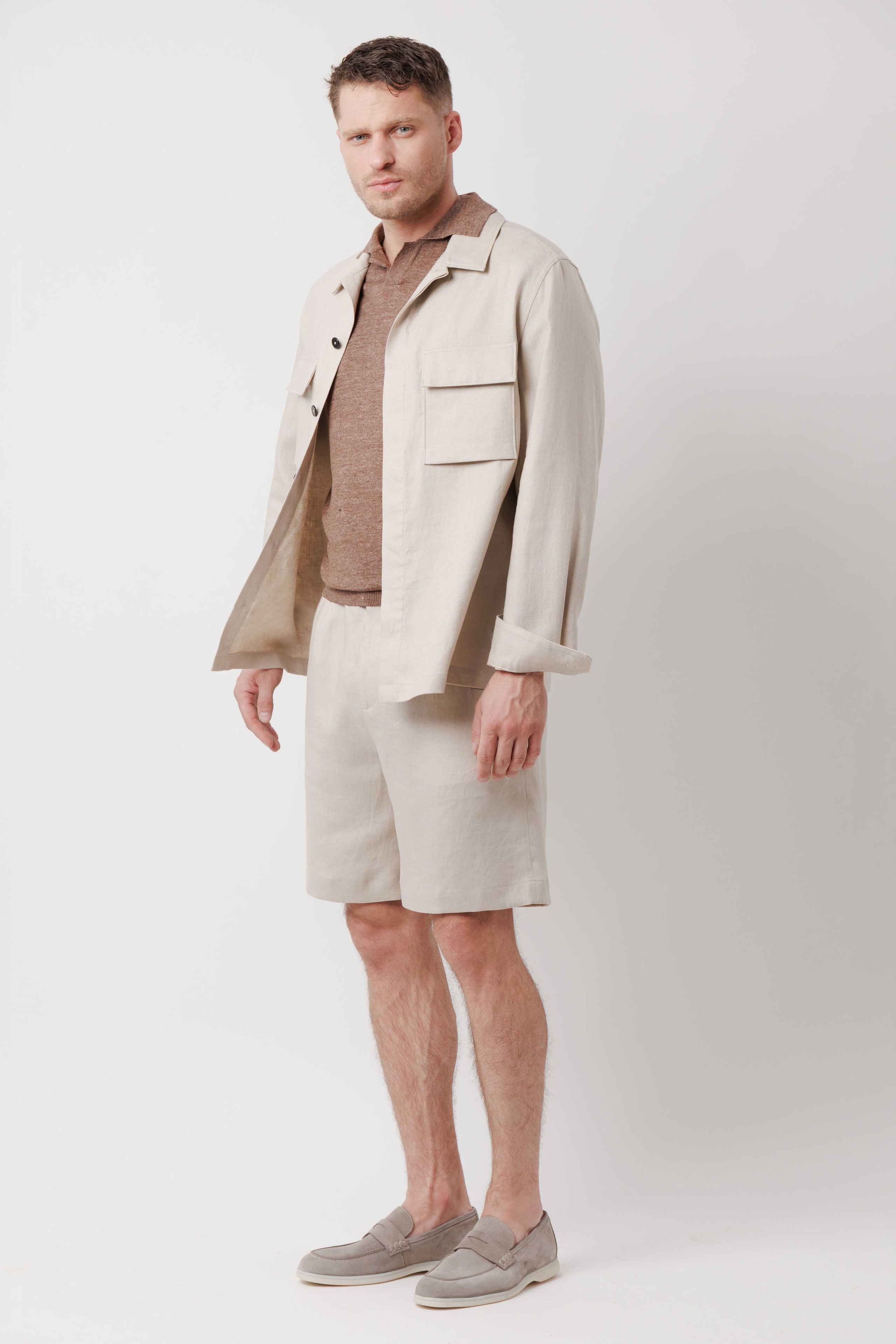 ЛУК БУК 3. Фотограф и ai креатор для брендов Москва Люся Мамонова