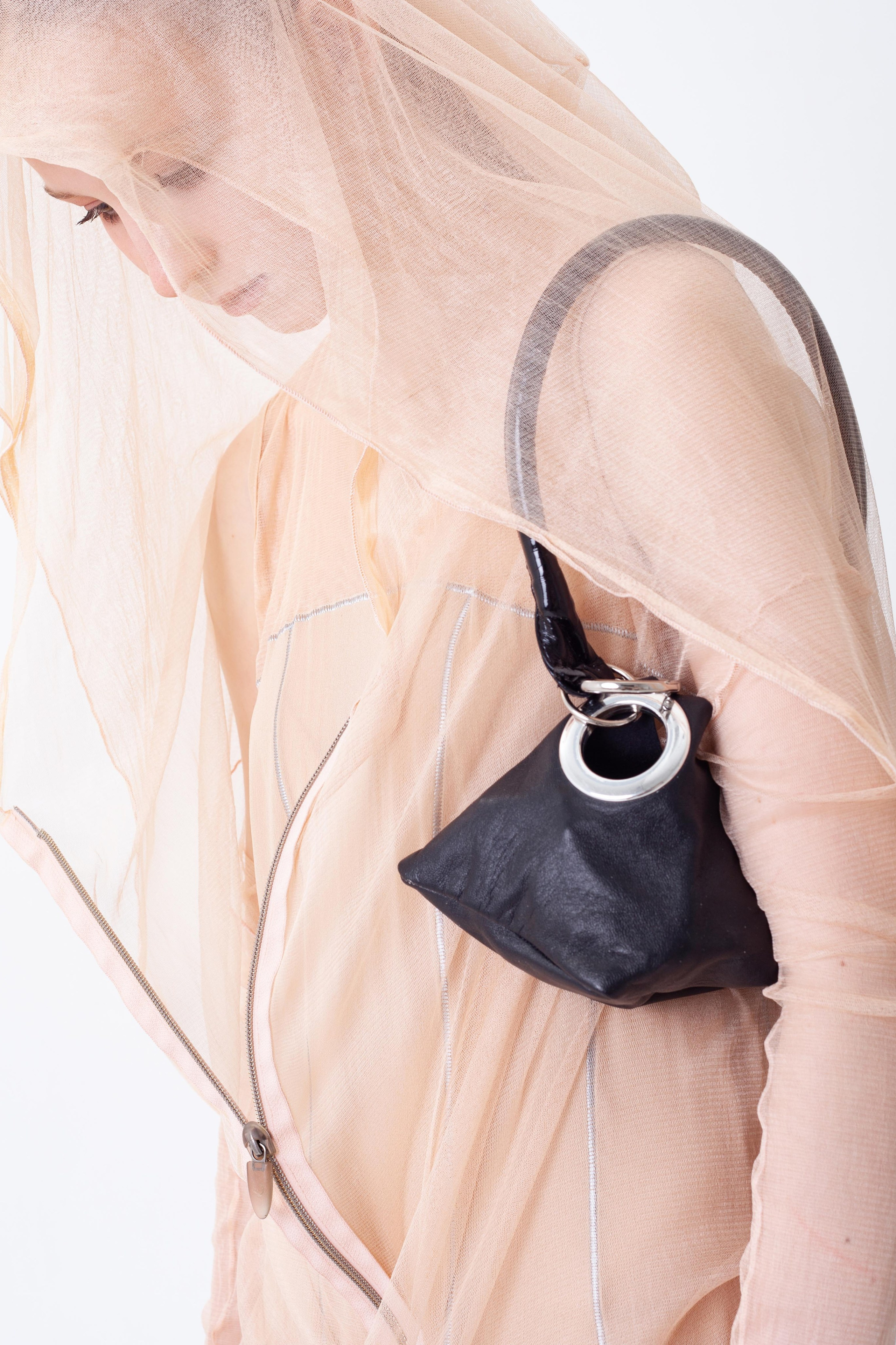 ЛУК БУК 2. Фотограф и ai креатор для брендов Москва Люся Мамонова