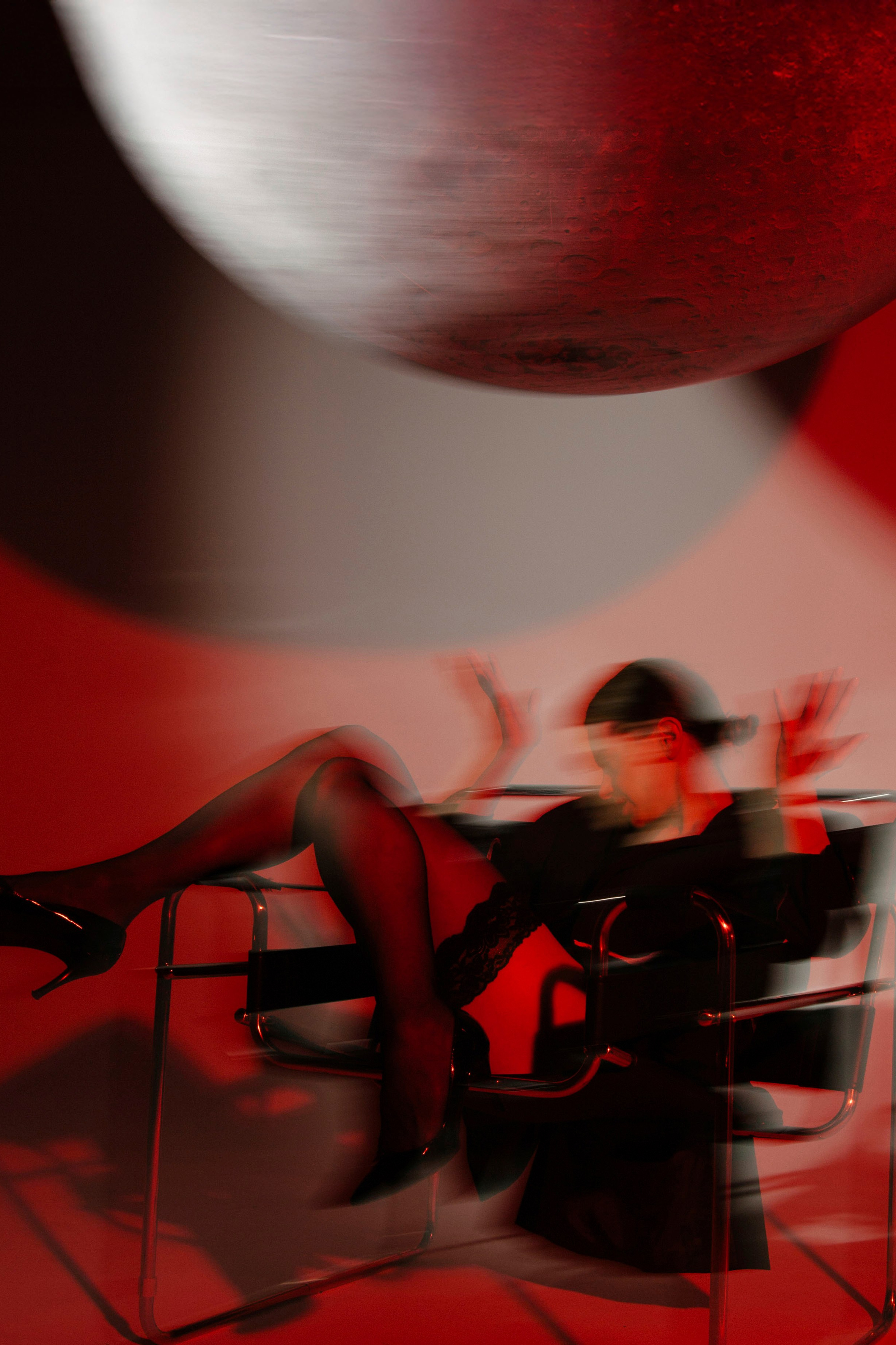 GIRLS. Фотограф и ai креатор для брендов Москва Люся Мамонова