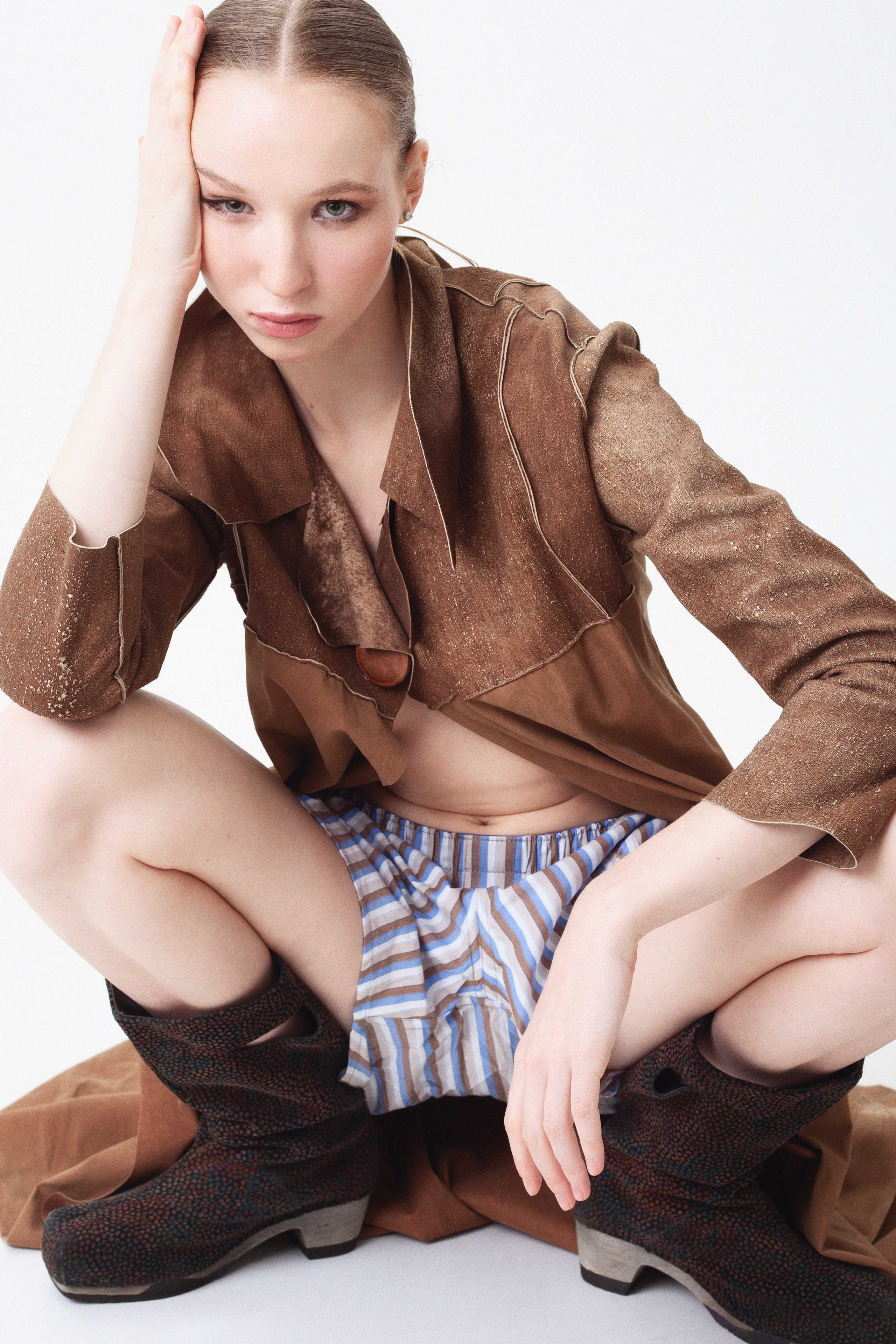 ЛУК БУК 2. Фотограф и ai креатор для брендов Москва Люся Мамонова