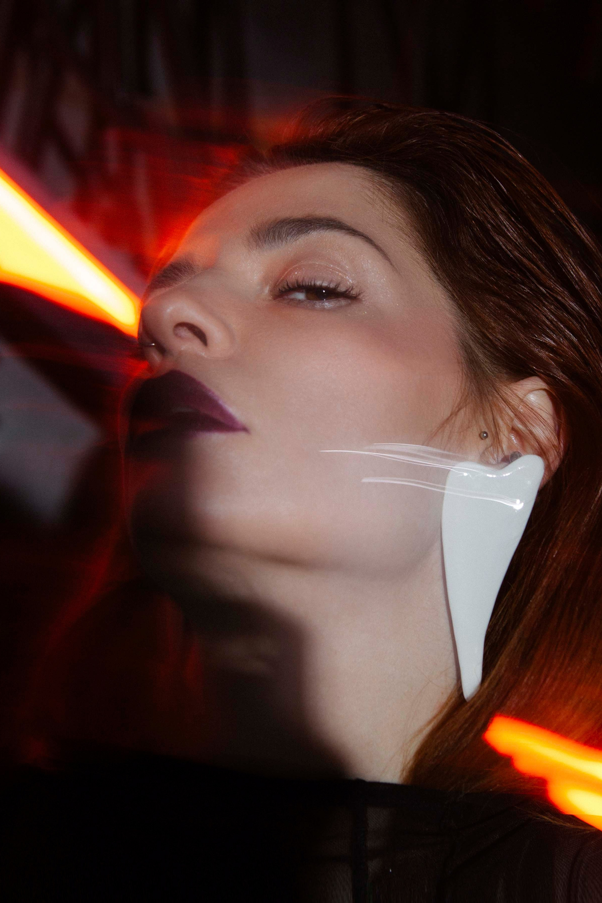 GIRLS. Фотограф и ai креатор для брендов Москва Люся Мамонова