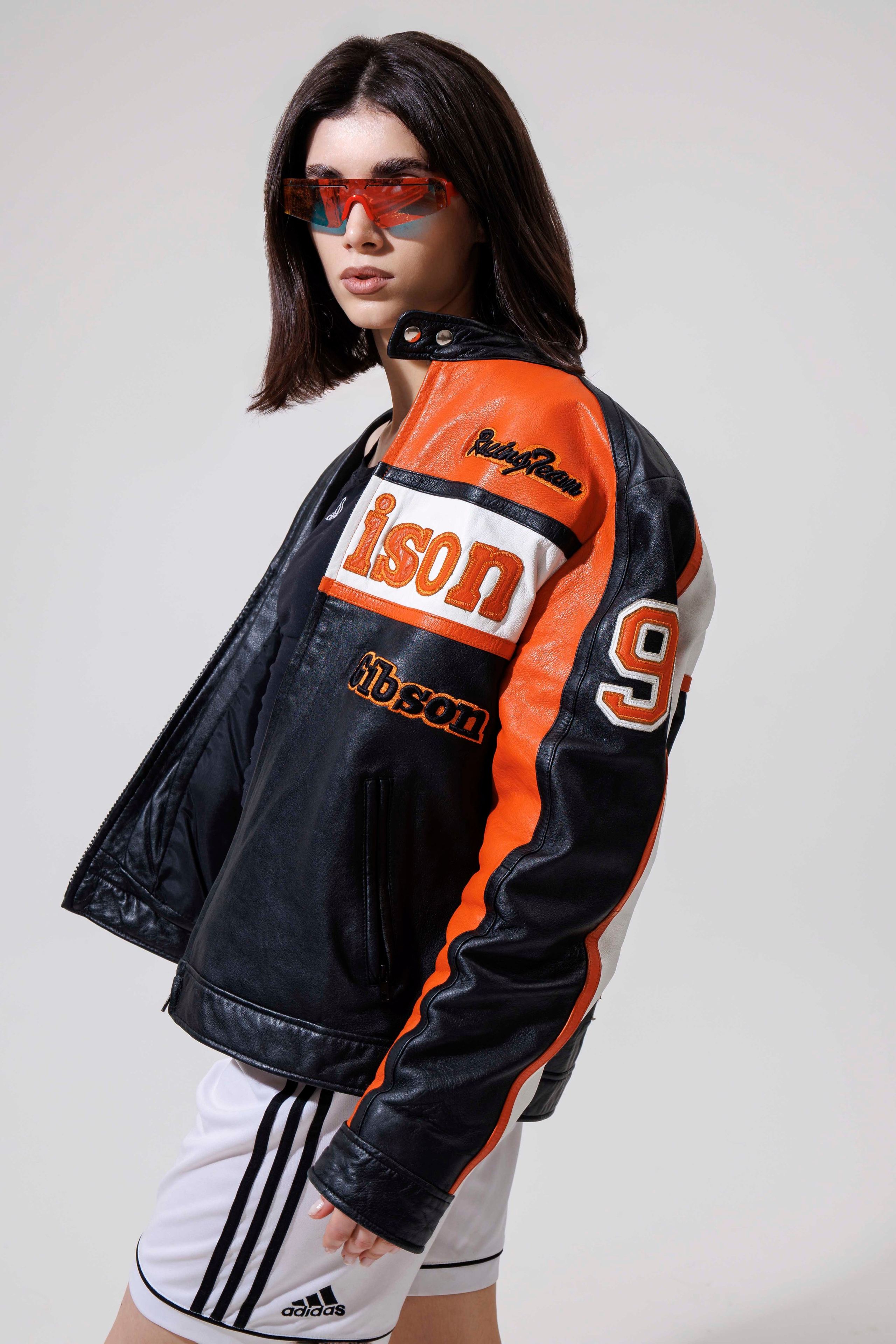 GIRLS. Фотограф и ai креатор для брендов Москва Люся Мамонова