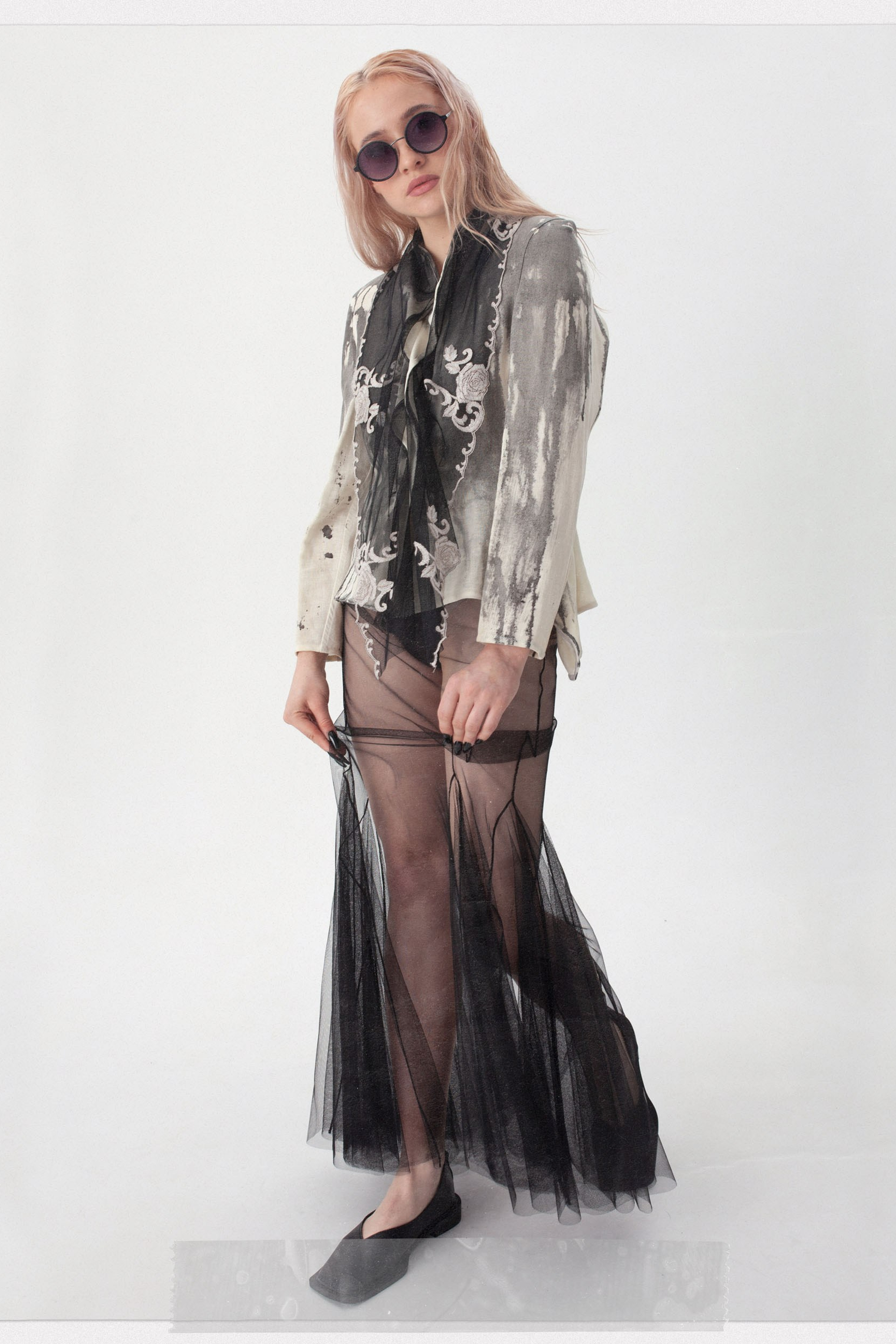 ЛУК БУК 1. Фотограф и ai креатор для брендов Москва Люся Мамонова