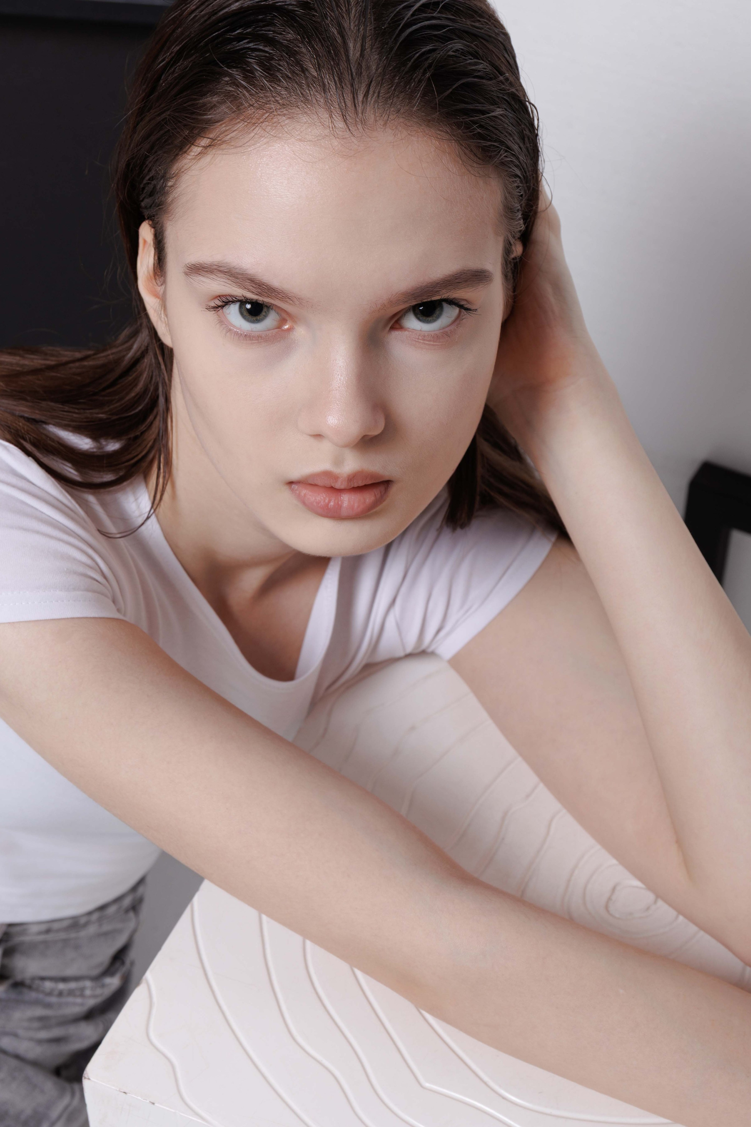 GIRLS. Фотограф и ai креатор для брендов Москва Люся Мамонова