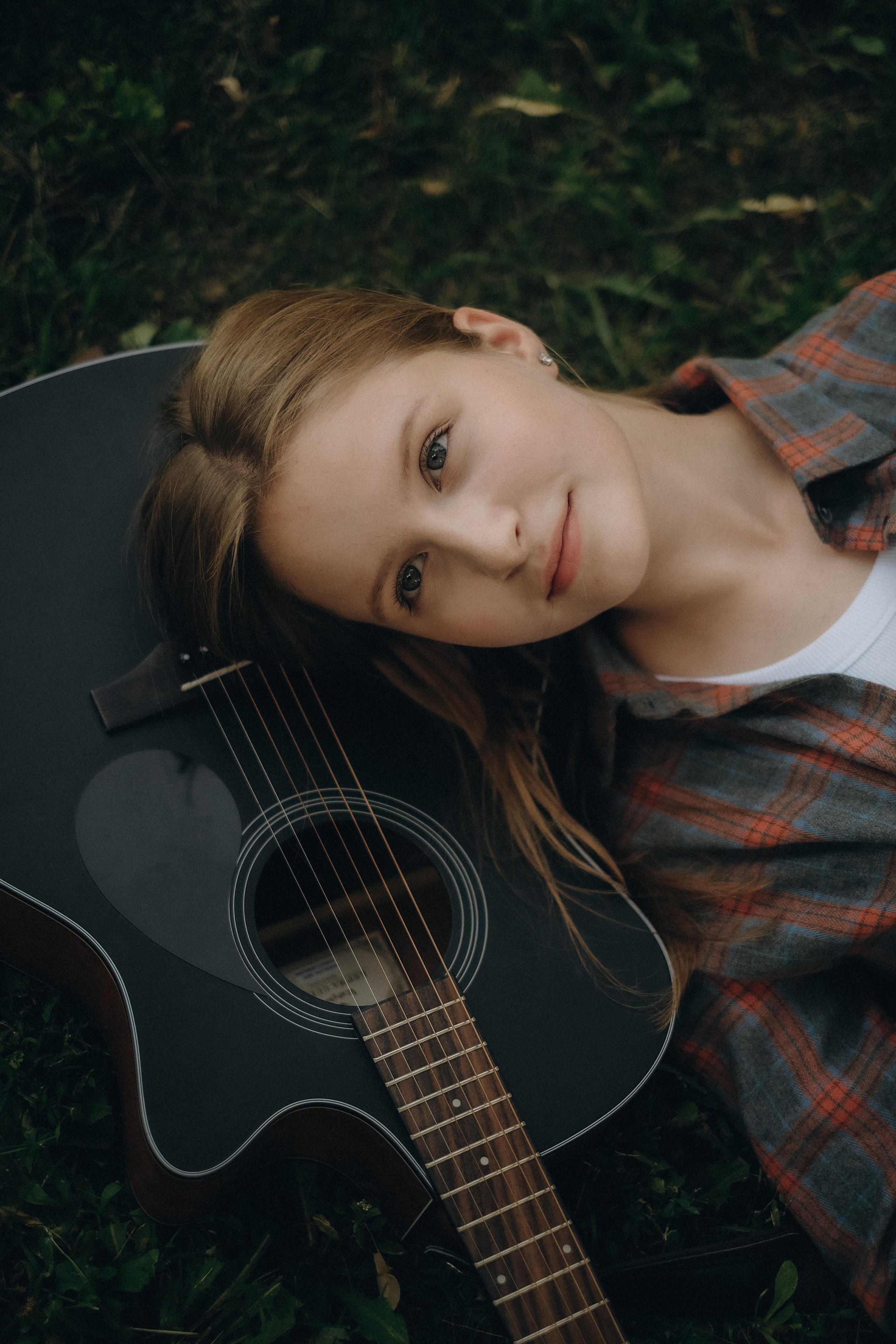 Девушка с гитарой