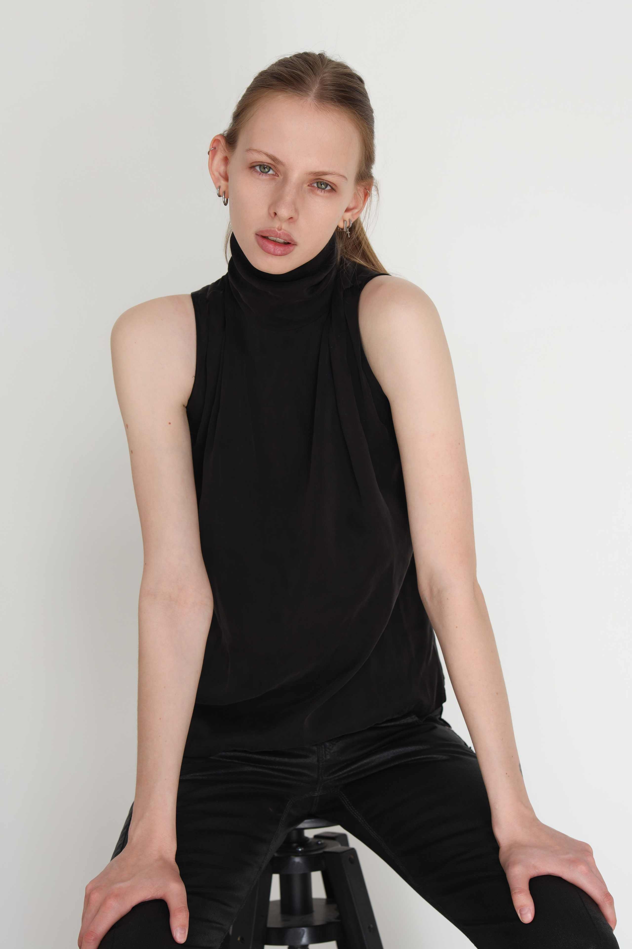 1. Фотограф Александра Вязьмина|тесты, снепы, каталог, бьюти