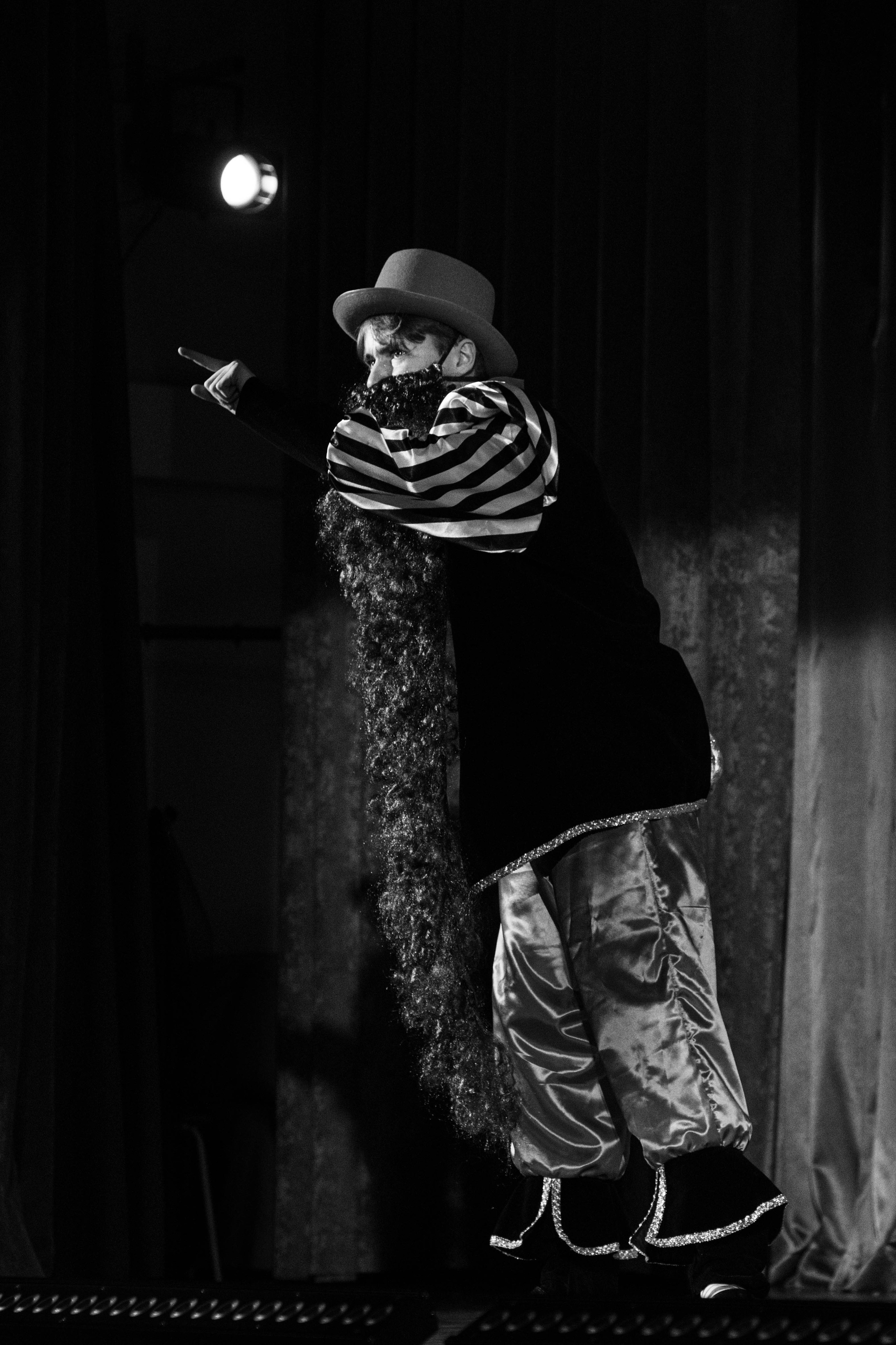 БУРАТИНО | Режиссер Марина Вершинина | ЧУДЕСНИКИ. Портретный и концертный фотограф в Москве Мария Давыдова