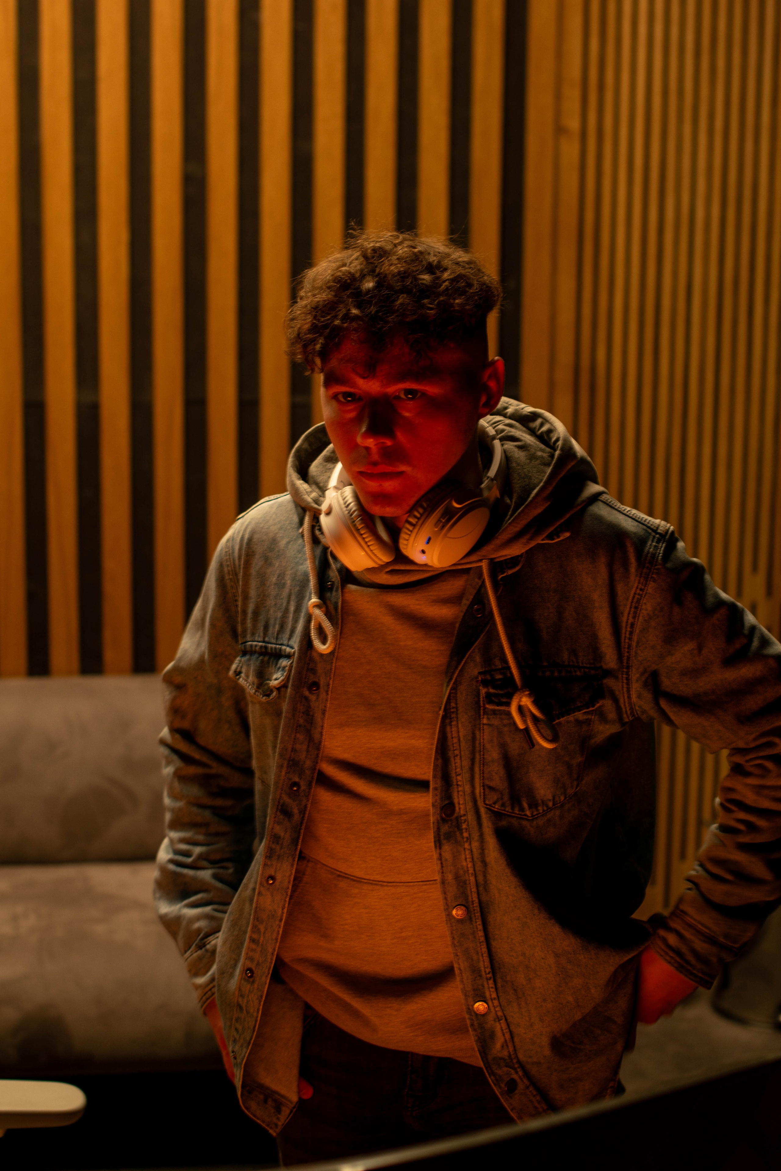 Портретная фотосессия в музыкальной студии. Портретный фотограф в Казани Кодылева Диана