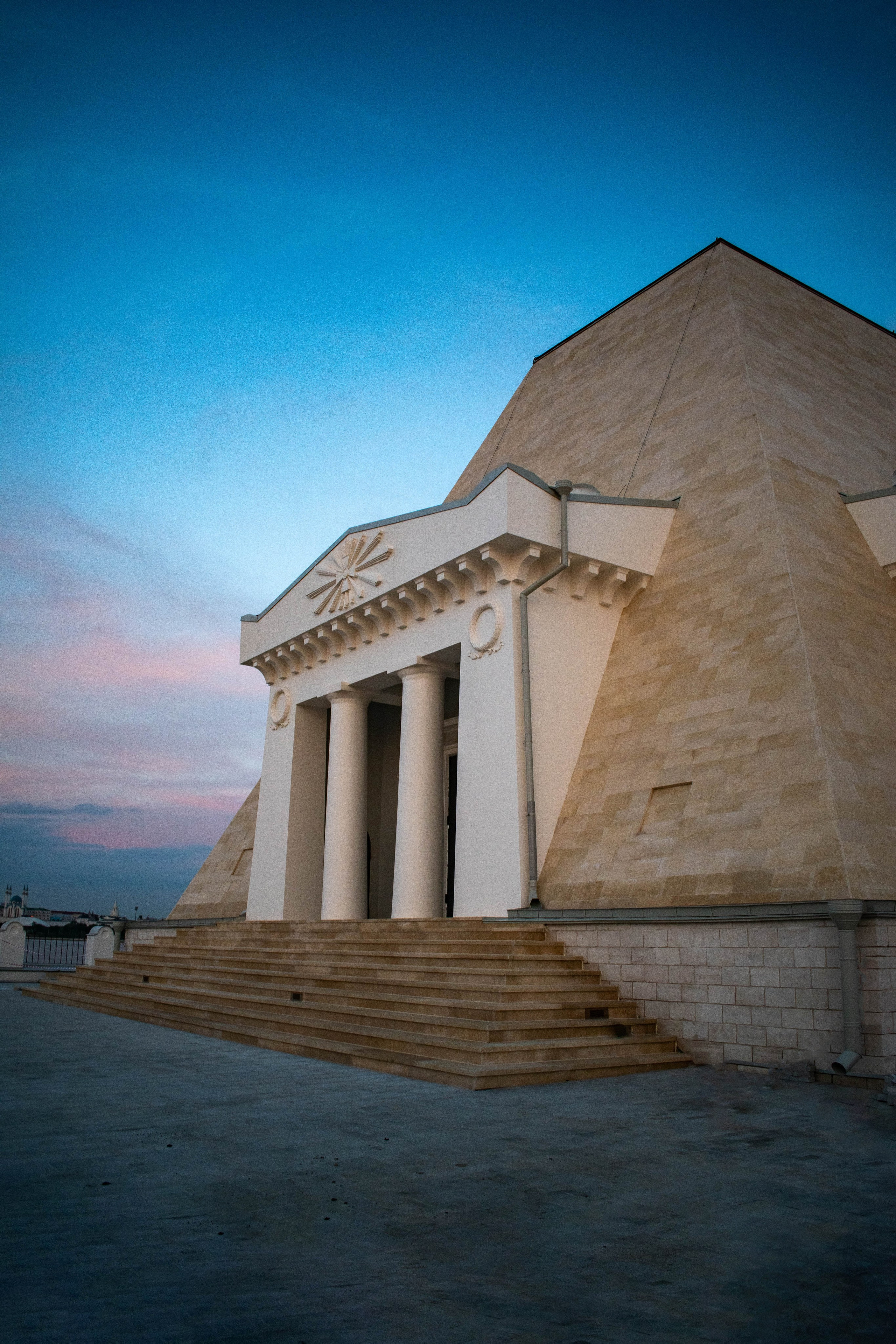 Храм-памятник воинам. Портретный фотограф в Казани Кодылева Диана