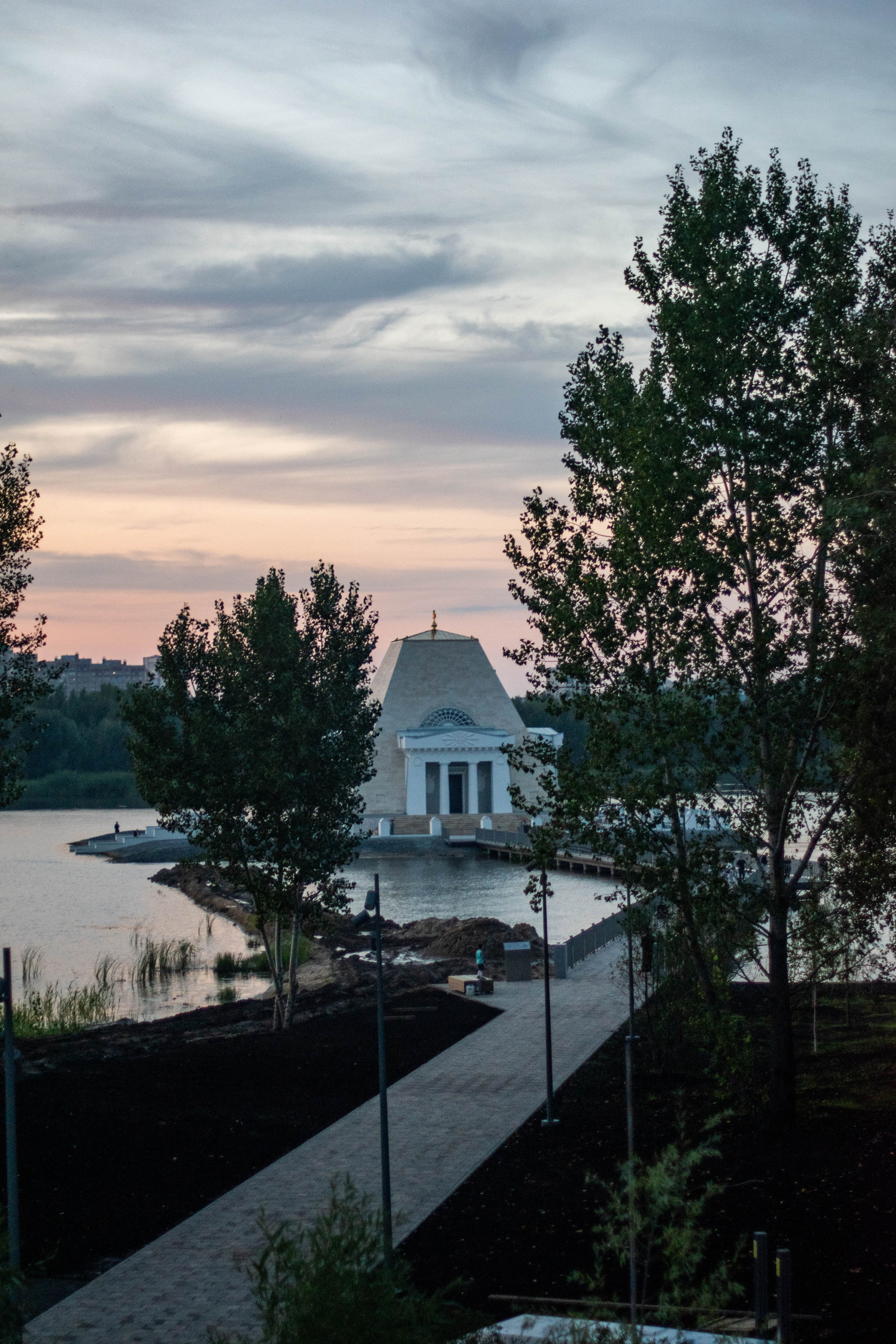 Храм-памятник воинам. Портретный фотограф в Казани Кодылева Диана