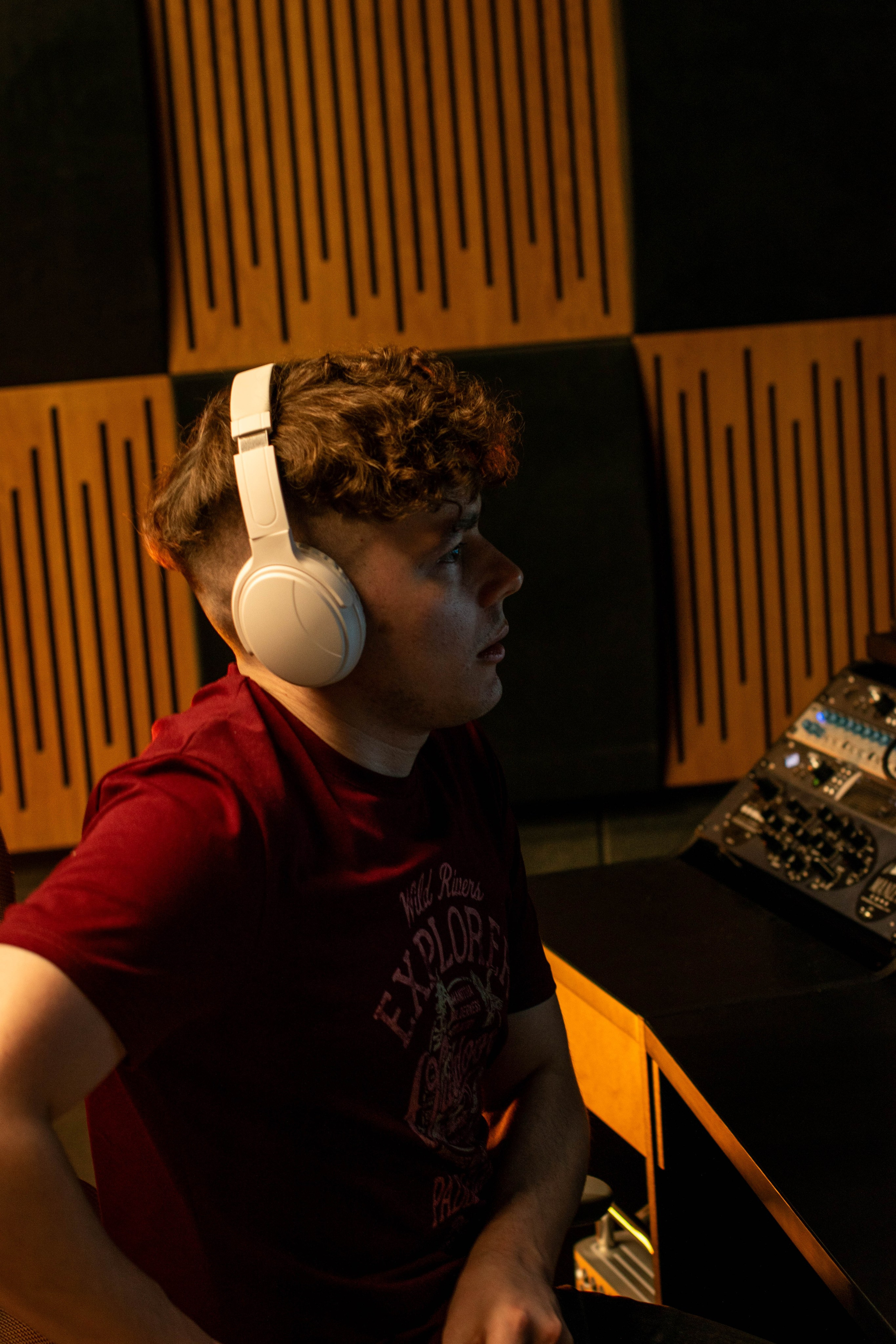 Портретная фотосессия в музыкальной студии. Портретный фотограф в Казани Кодылева Диана