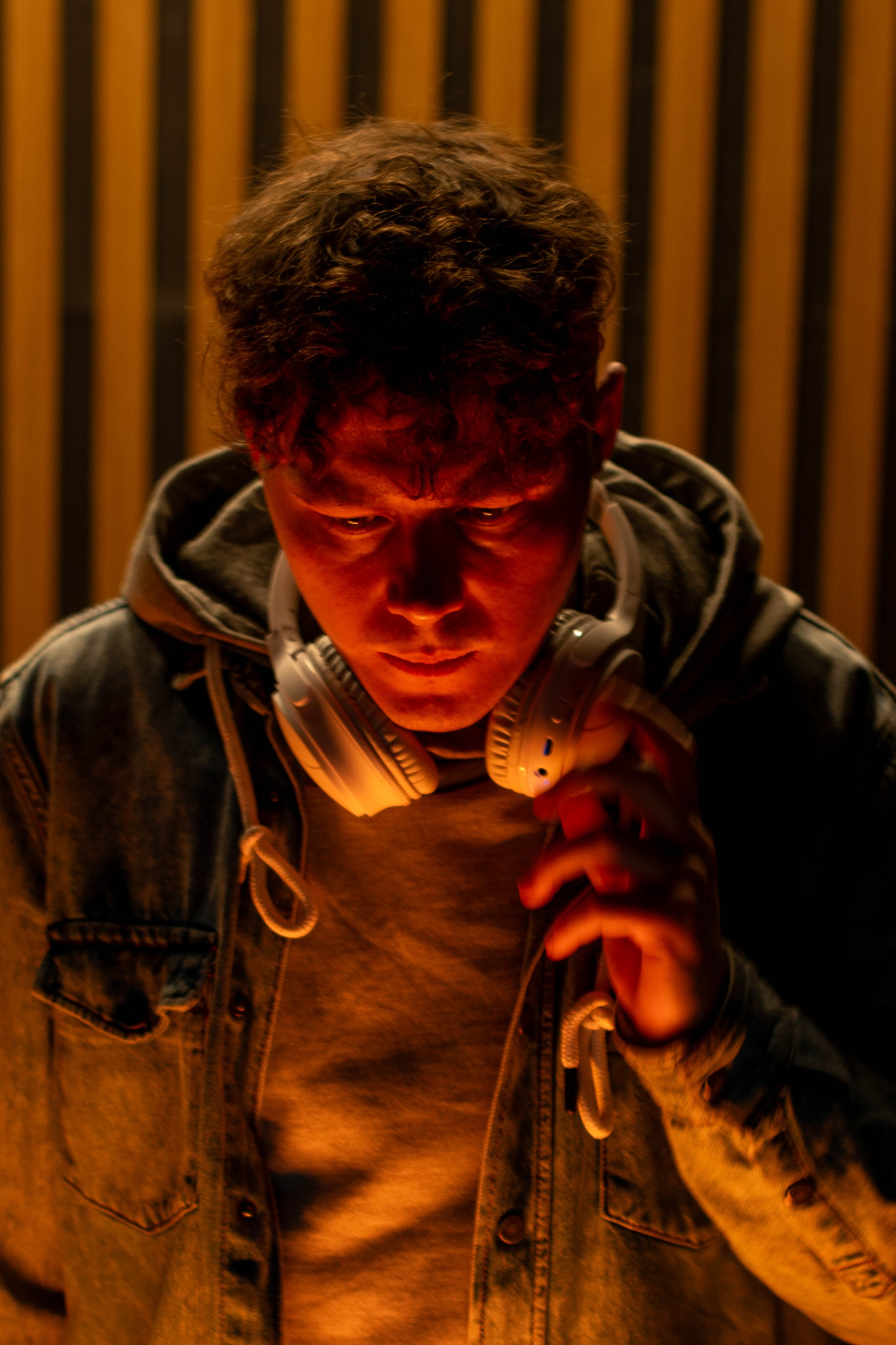 Портретная фотосессия в музыкальной студии. Портретный фотограф в Казани Кодылева Диана