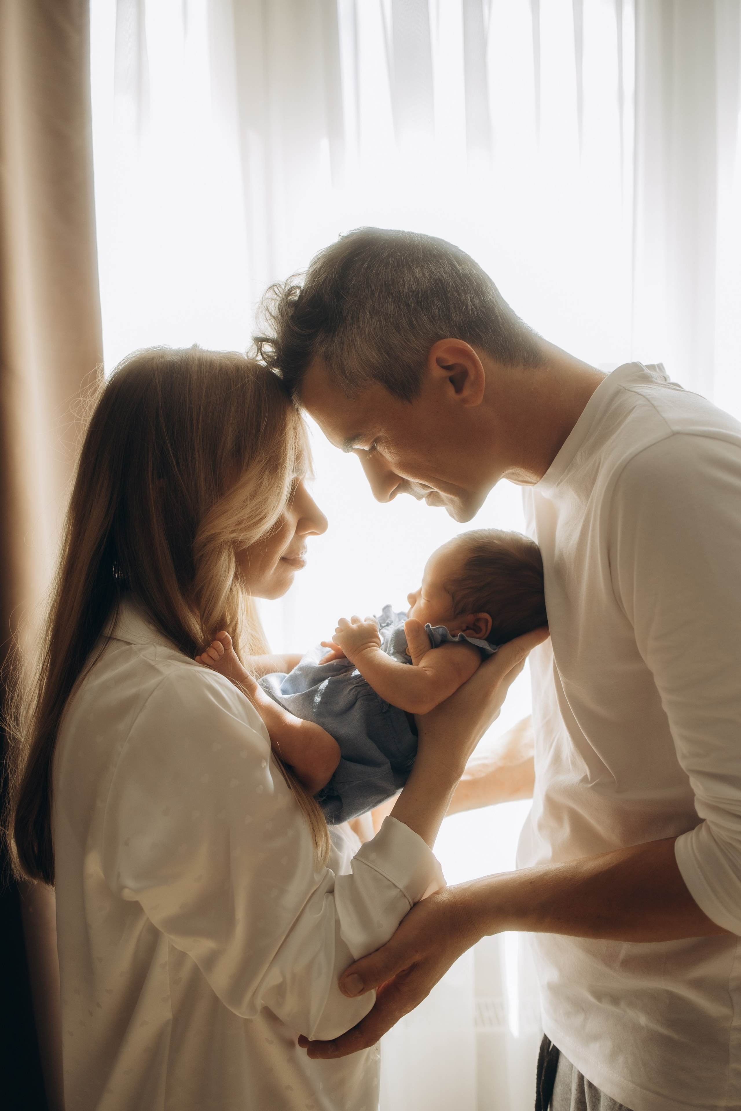 НЬЮБОРН Аглая