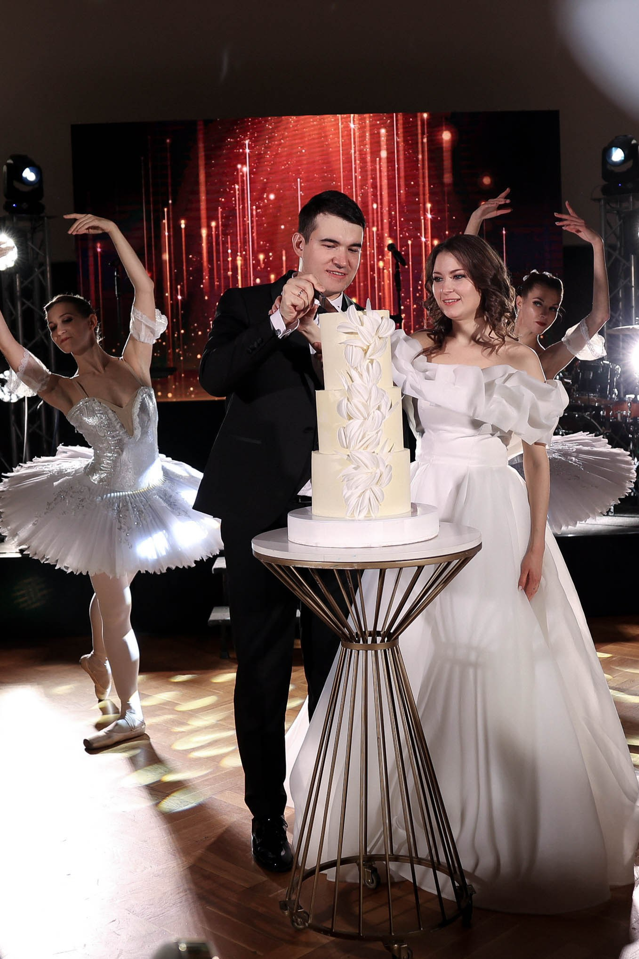 Иван и Надежда. укороченная серия.