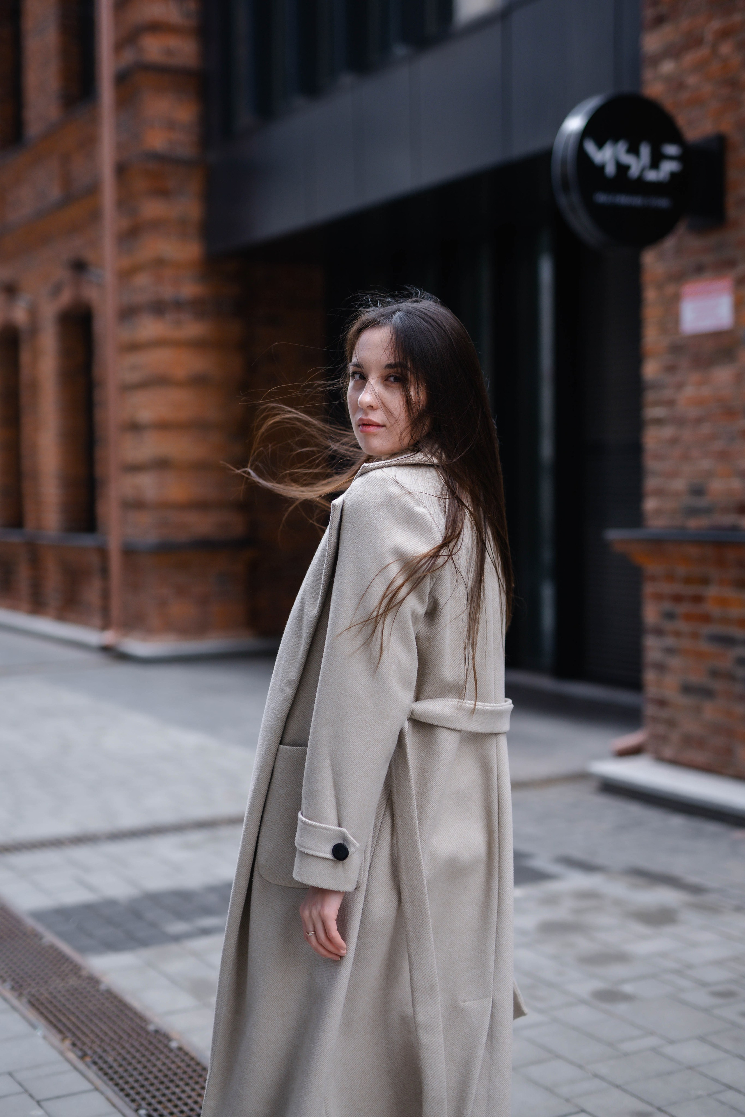 Аделя — весенняя прогулка