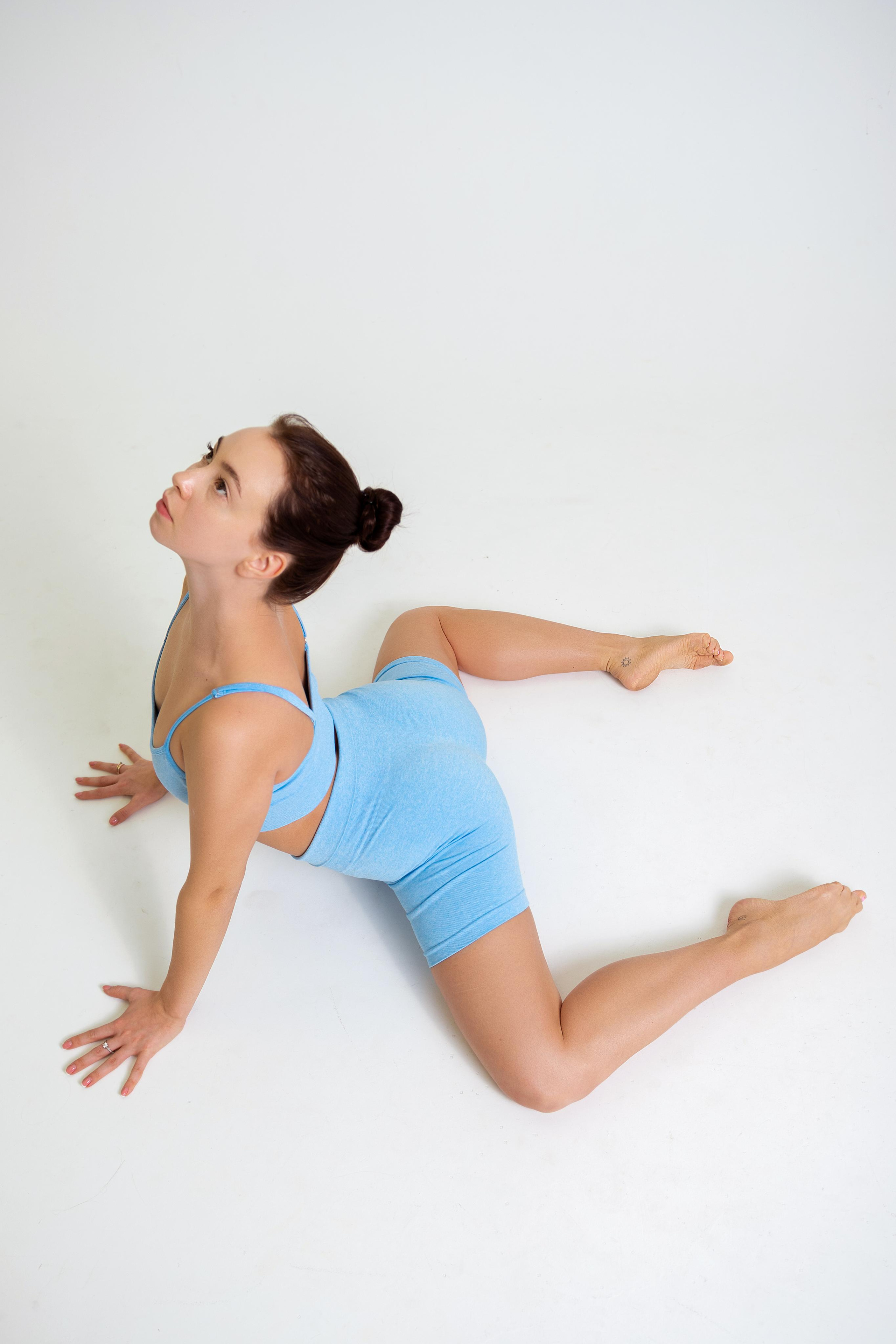 Студия растяжки. Контент фотограф Москва