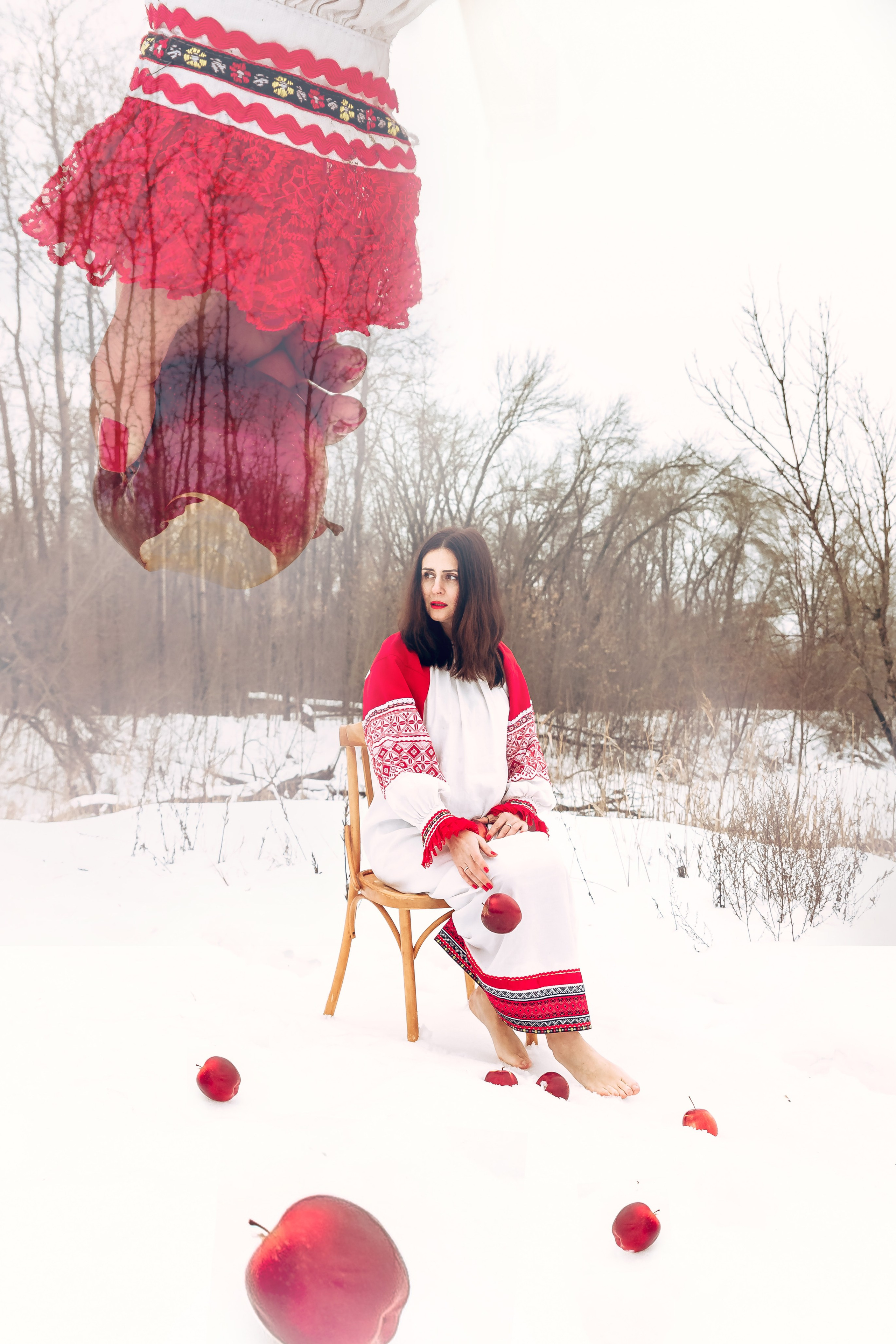 Варя и волк — по мотивам красной шапочки. Фотограф Крещение Венчание Москва