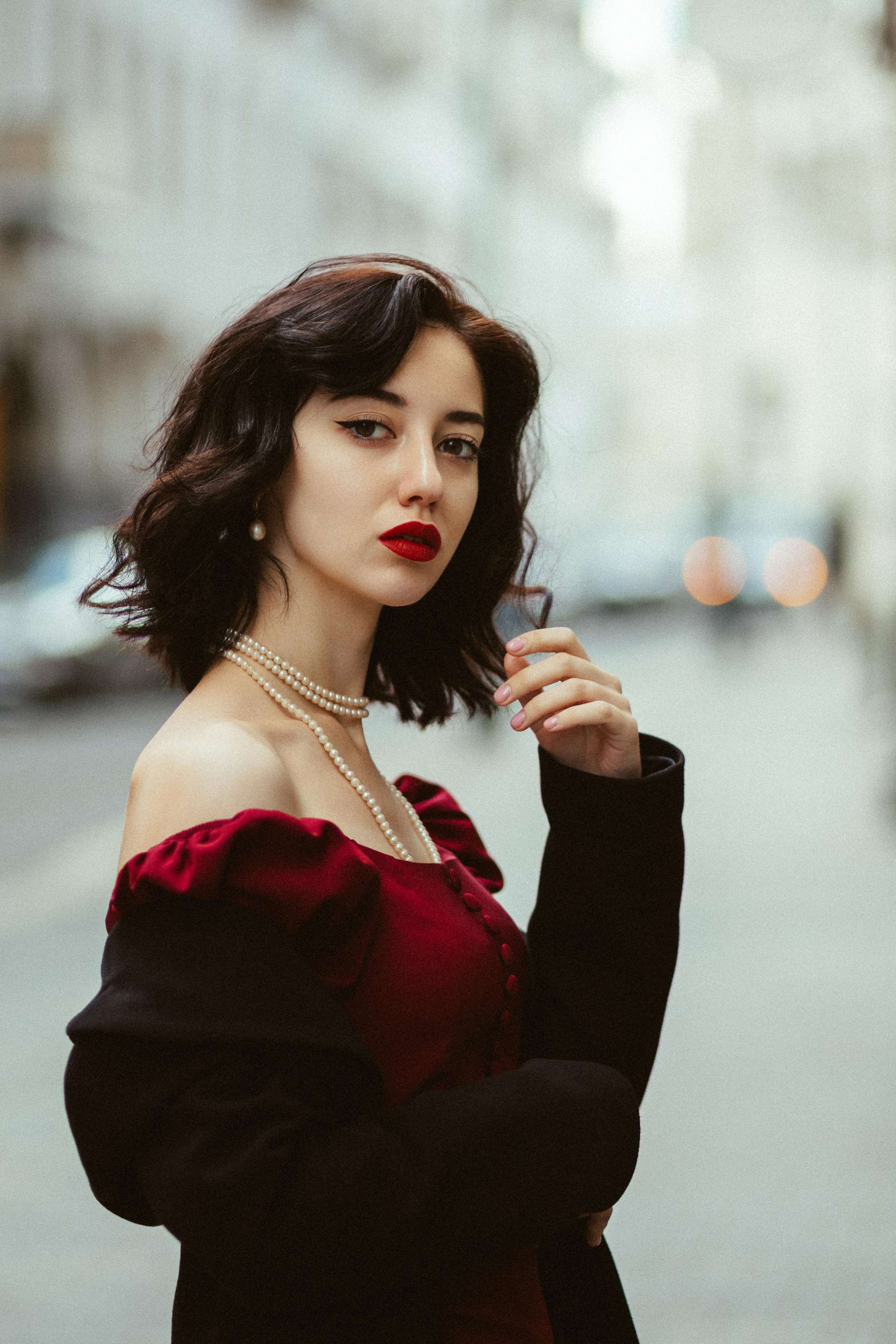 Feedback. Photographer Viki Dejavu