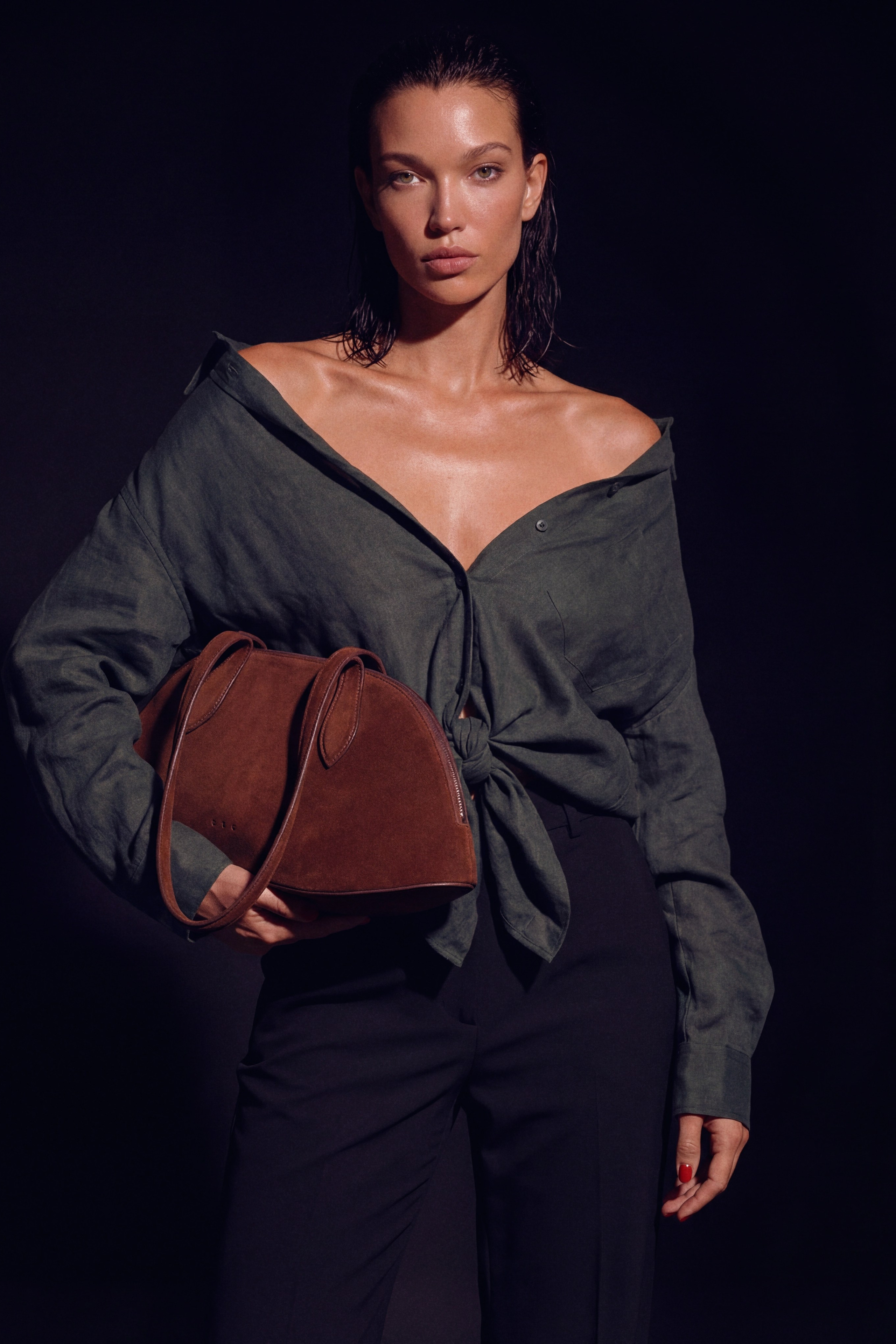 Aesther Ekme Bag. Ekaterina, AI Visual Director