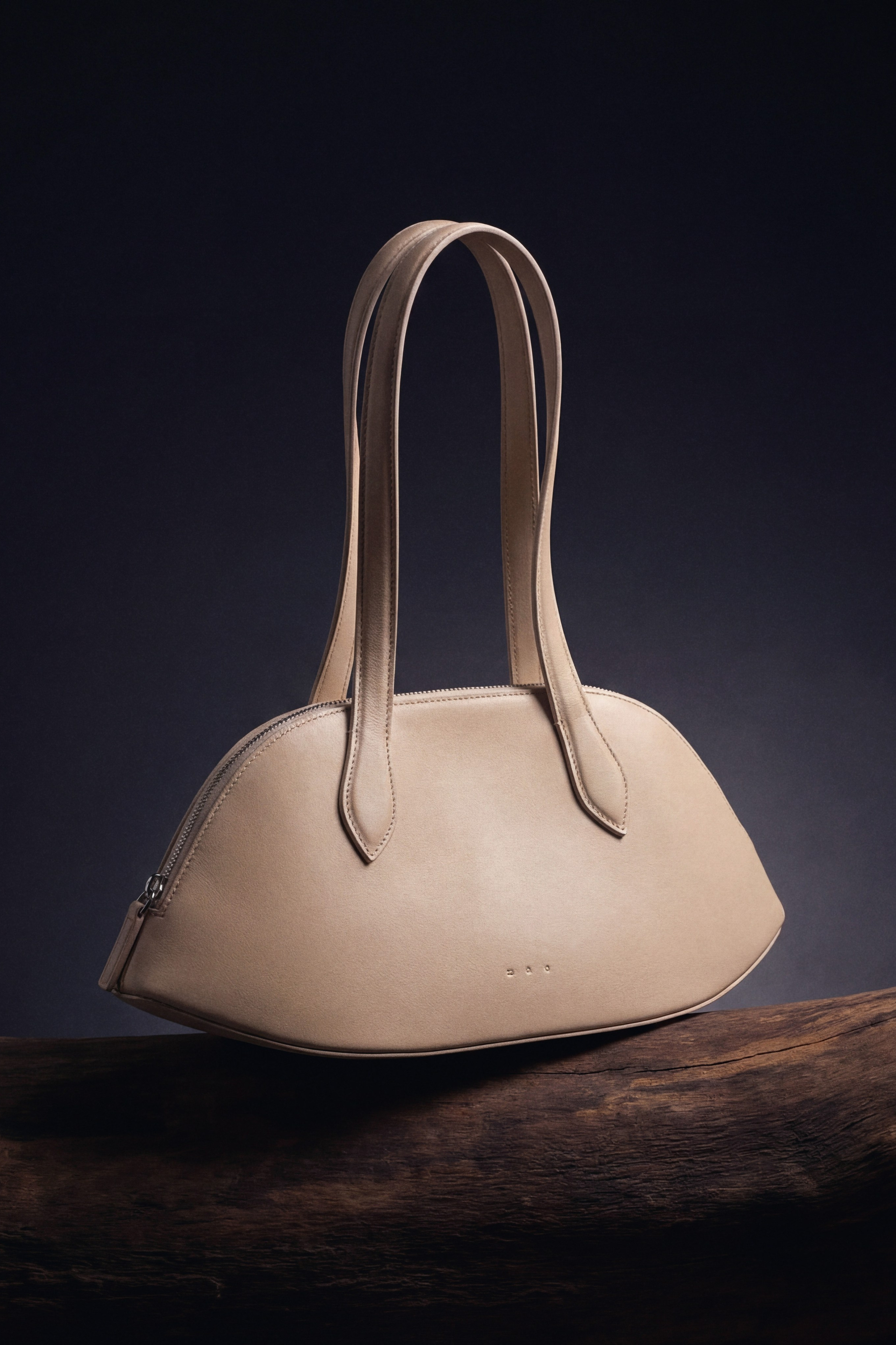 Aesther Ekme Bag. Ekaterina, AI Visual Director