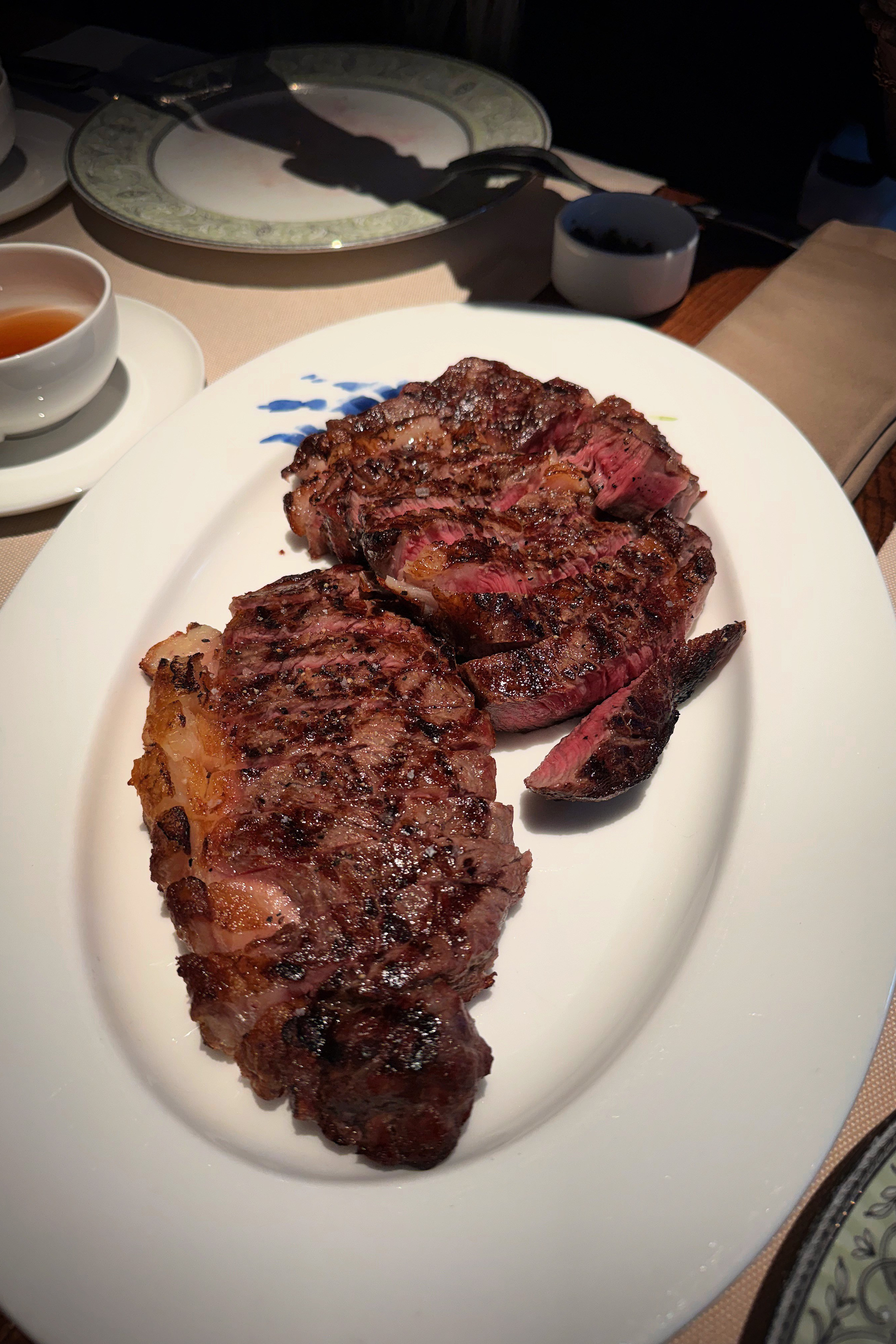 Thoughts in a line. The Other Pavel Potseluev — film photography and mastery of meat business