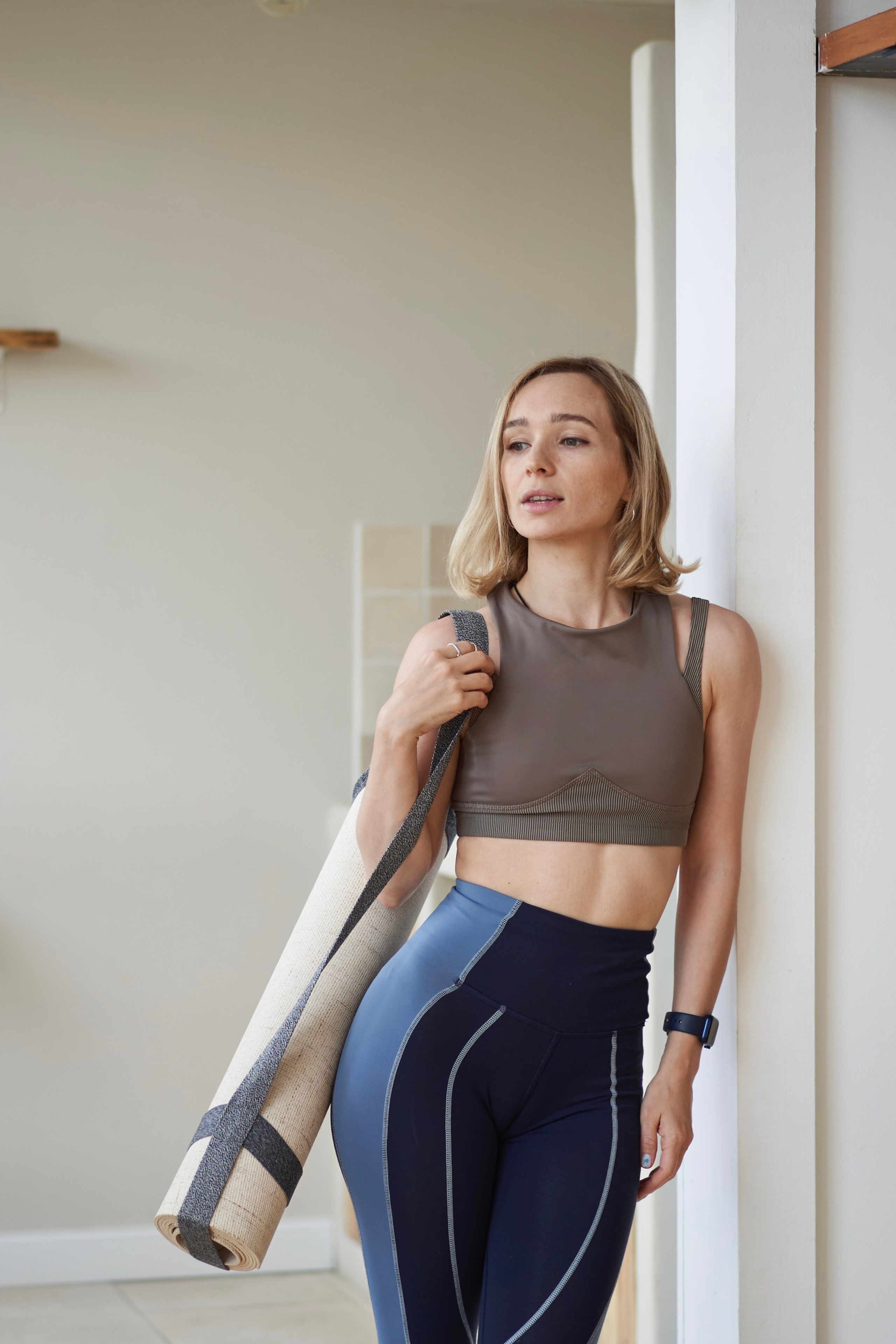 Портретная фотосессия в студии. Бренд фотограф в Санкт-Петербурге Оля Черных